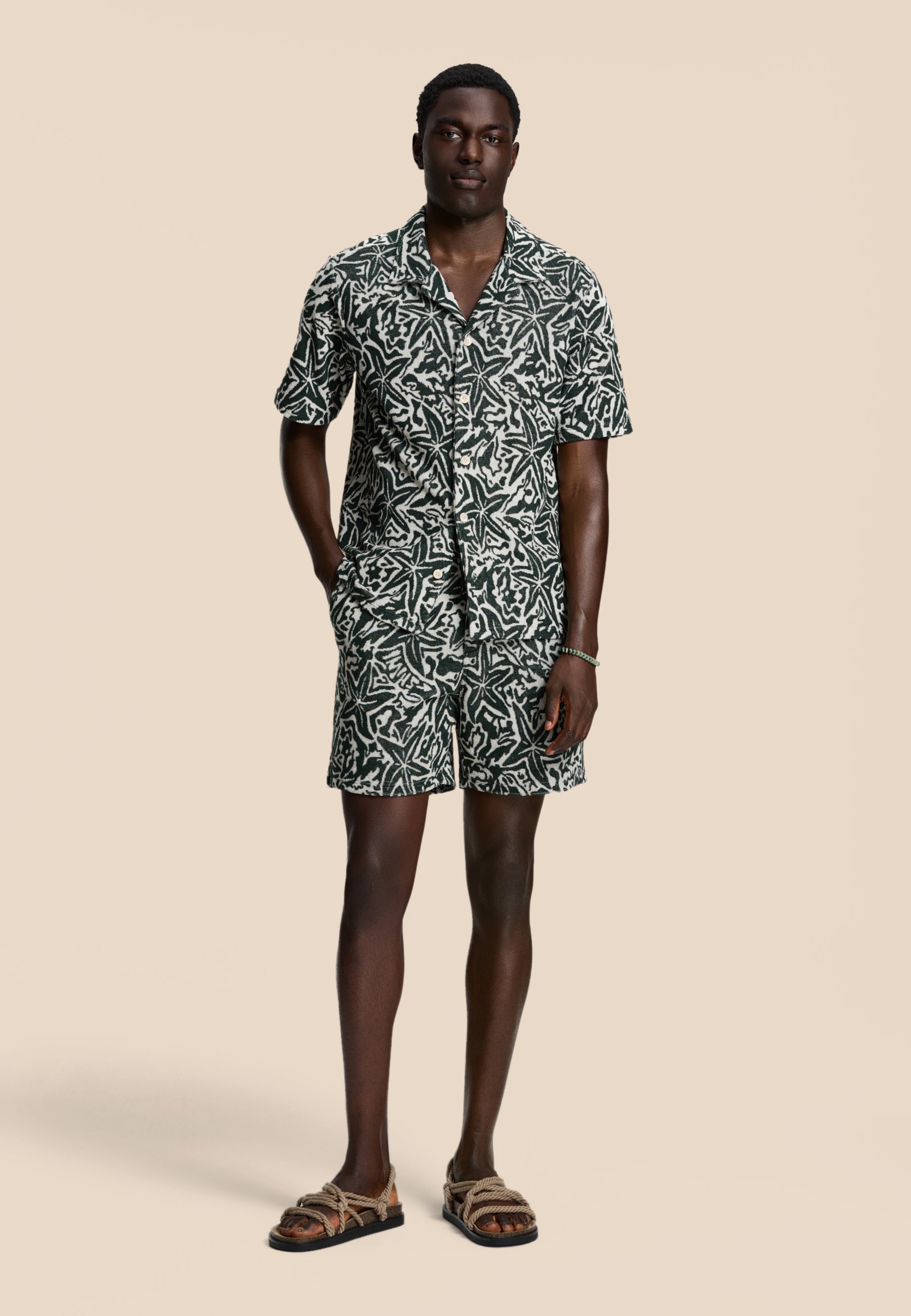 TED short sleeve shirt starfish | green leaf