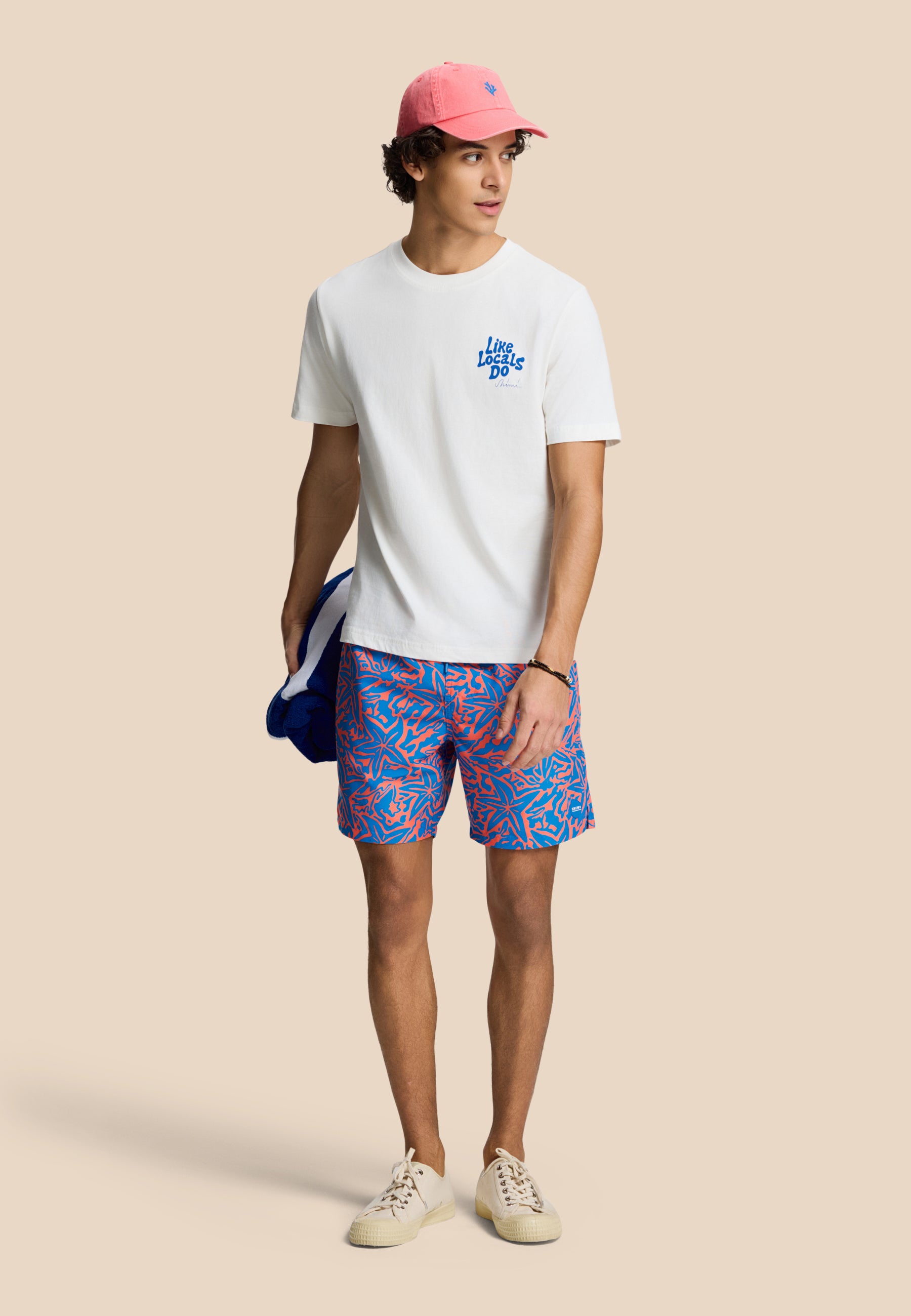 LIAM regular t-shirt like locals do | white