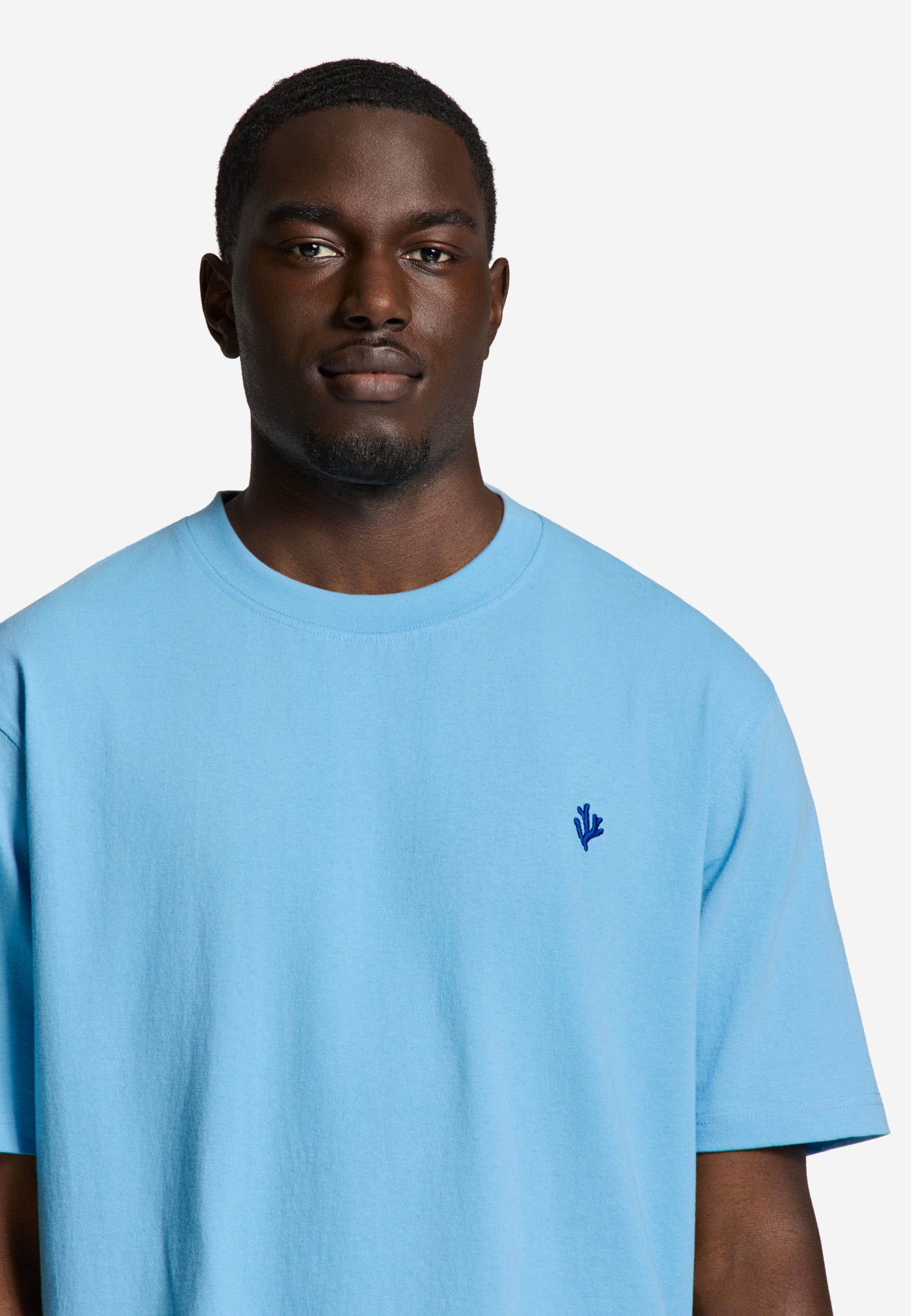 FINN relaxed t-shirt coral logo | blue harbor