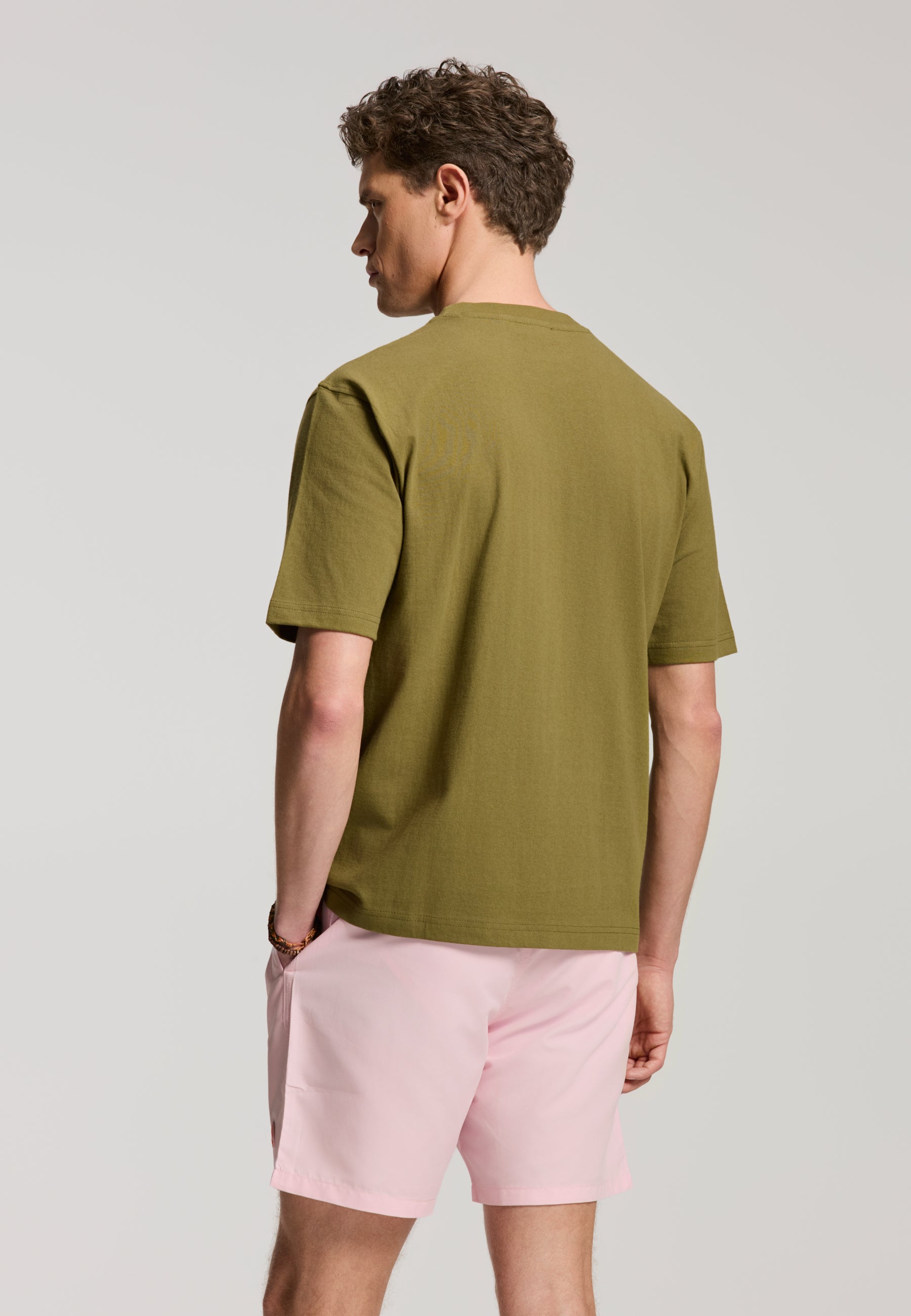 FINN relaxed t-shirt coral logo | green olive mist