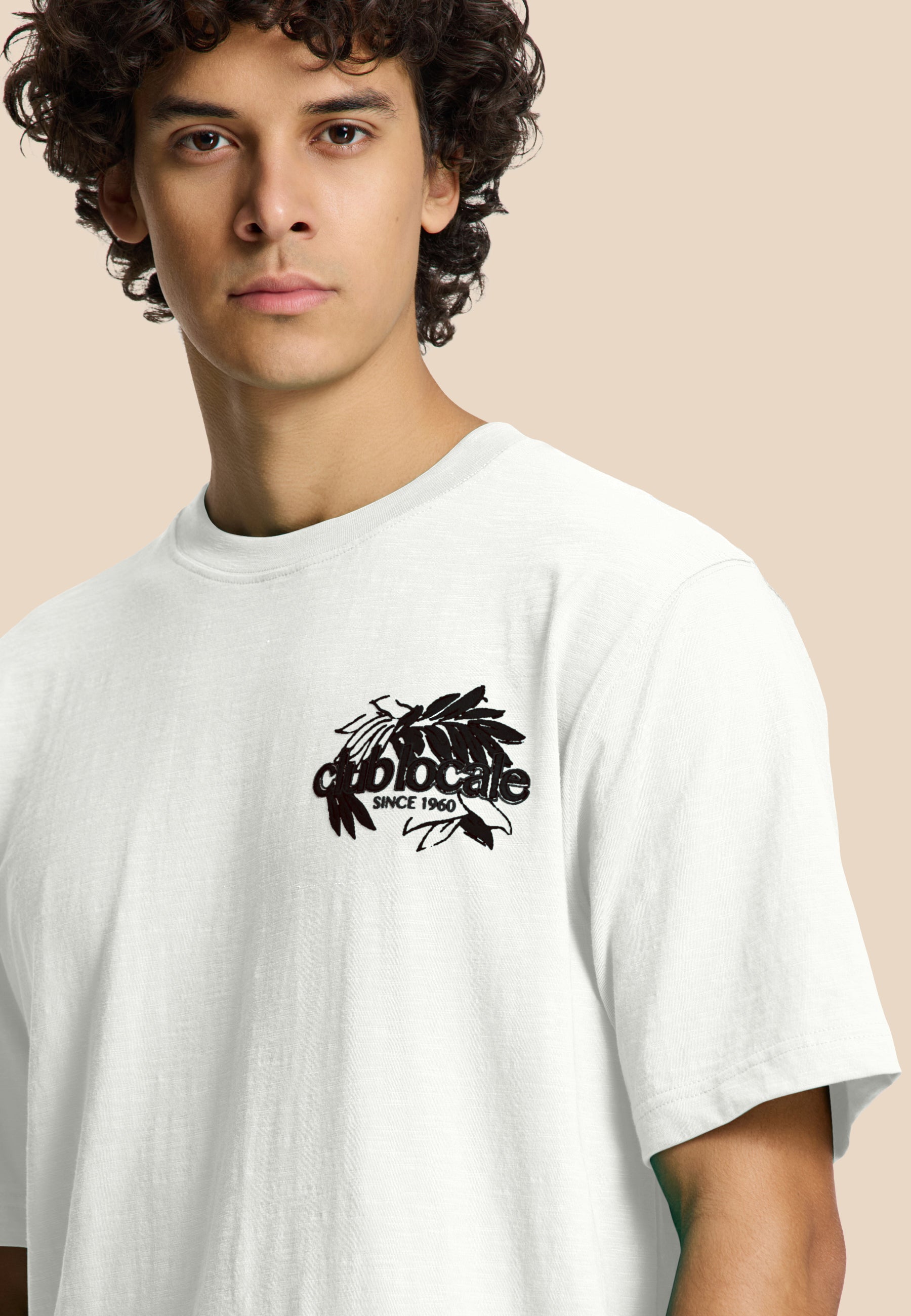 FINN relaxed t-shirt club locale