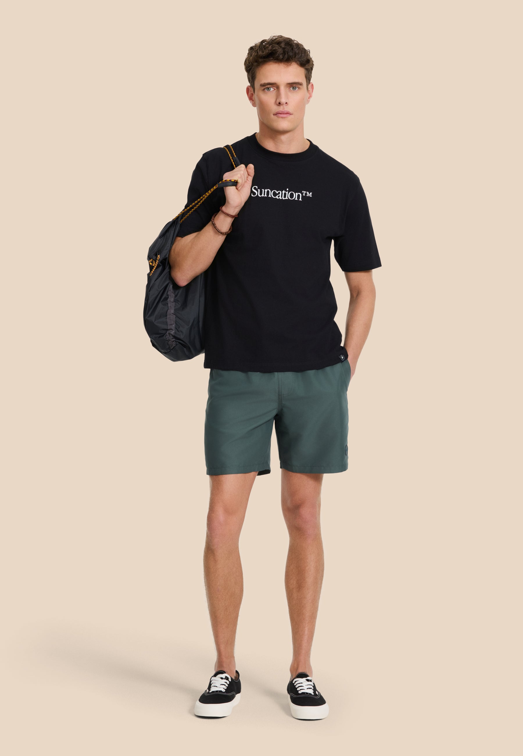 FINN relaxed t-shirt suncation | black