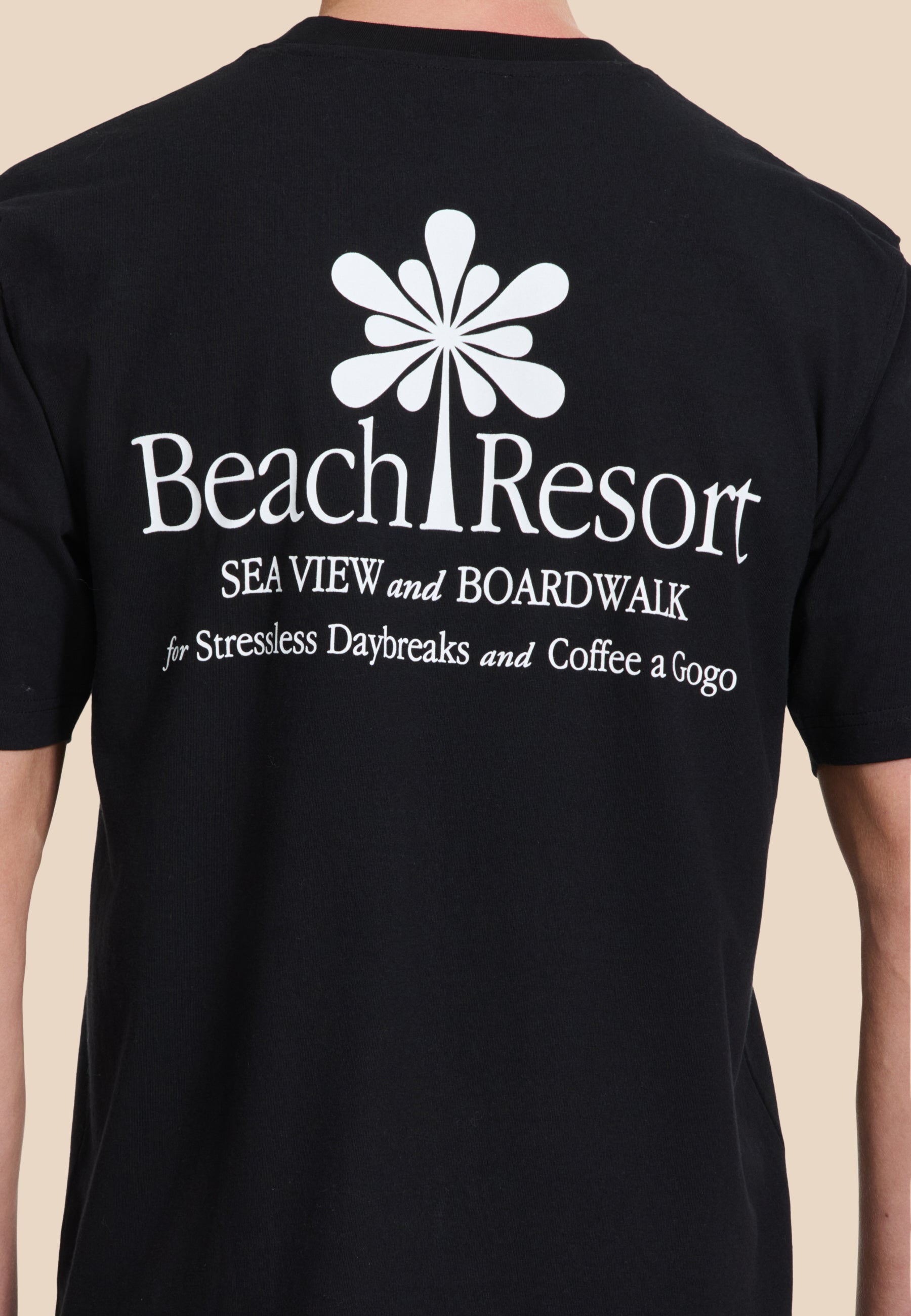 FINN relaxed t-shirt suncation | black