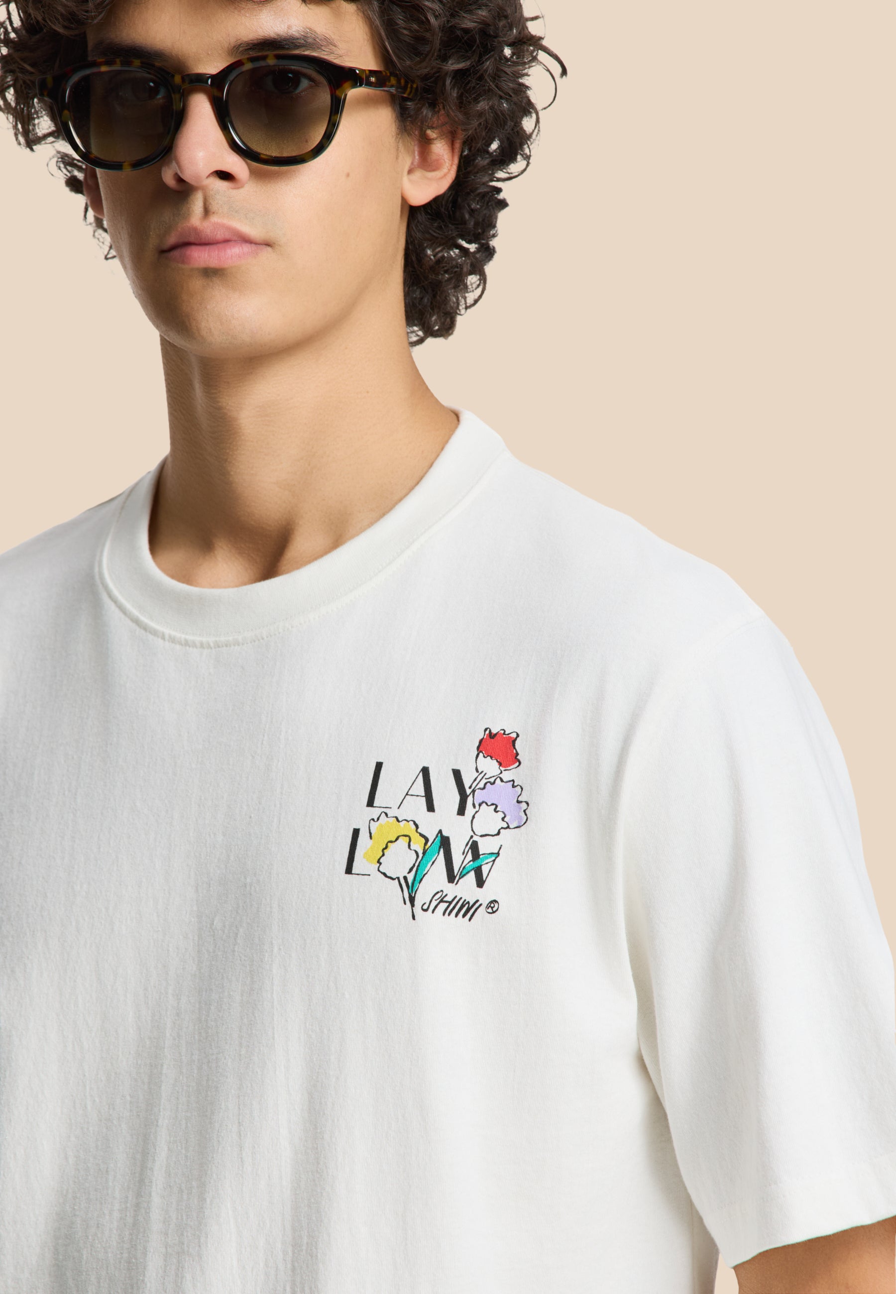 FINN relaxed t-shirt sketched flowers | white