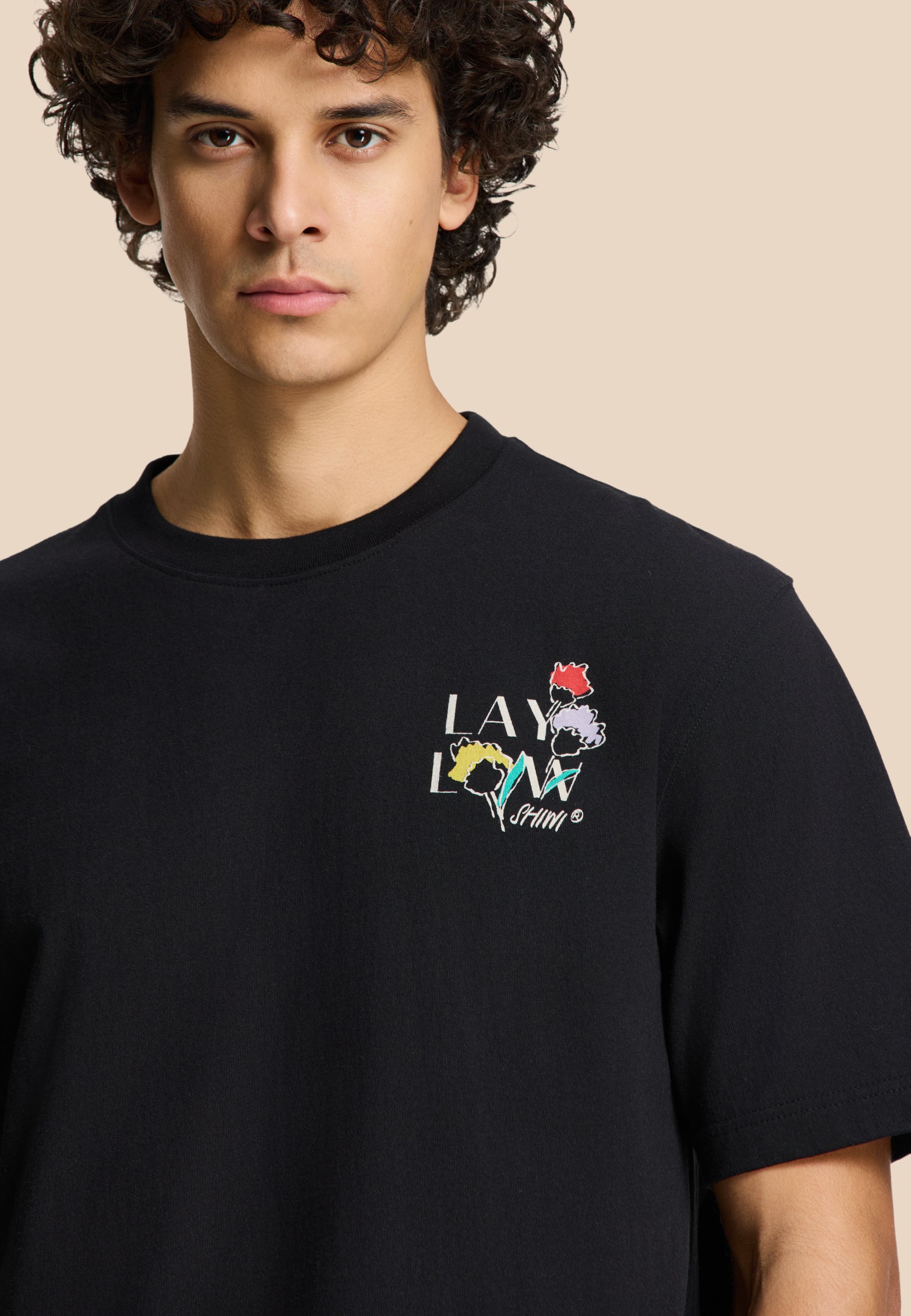 FINN relaxed t-shirt sketched flowers | black