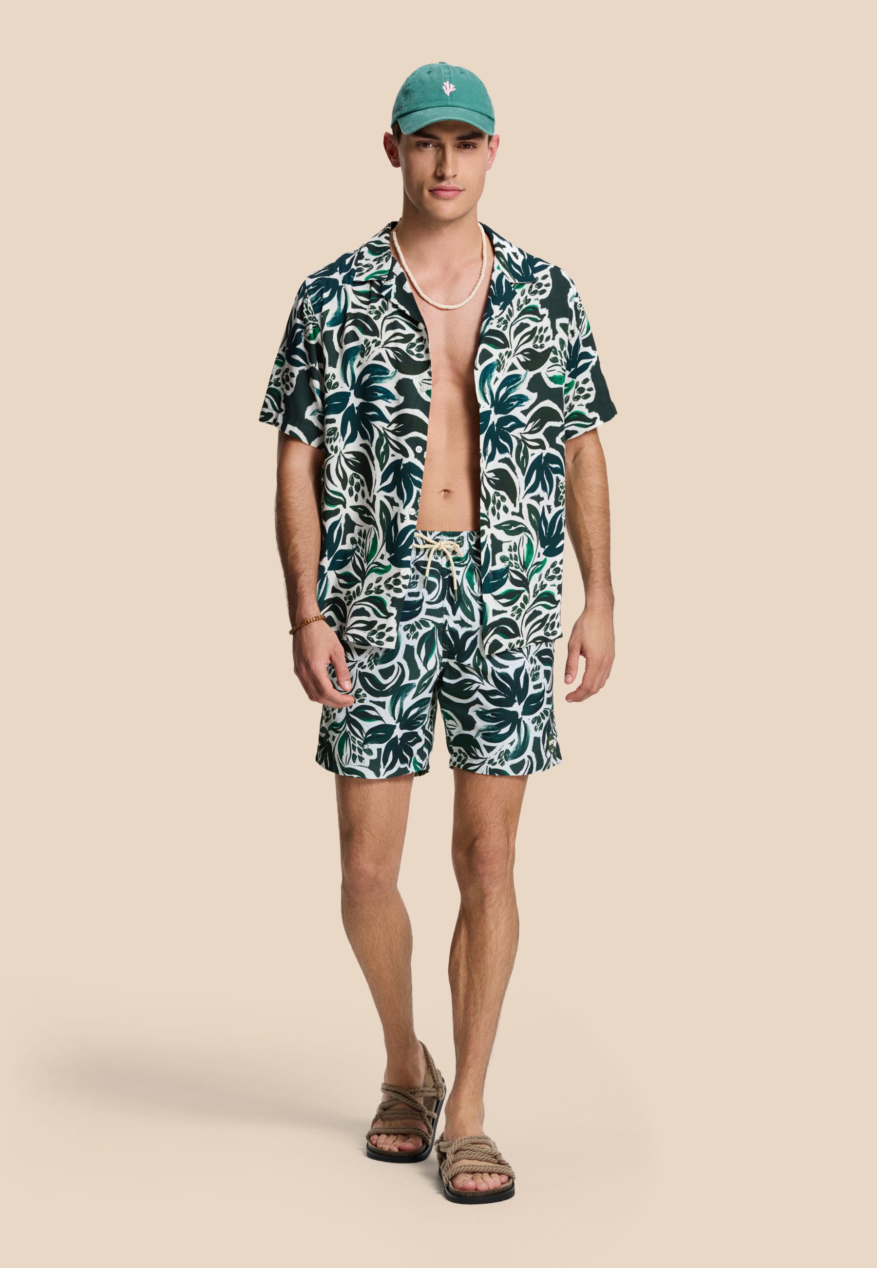 VIC short sleeve shirt floral leafs | green