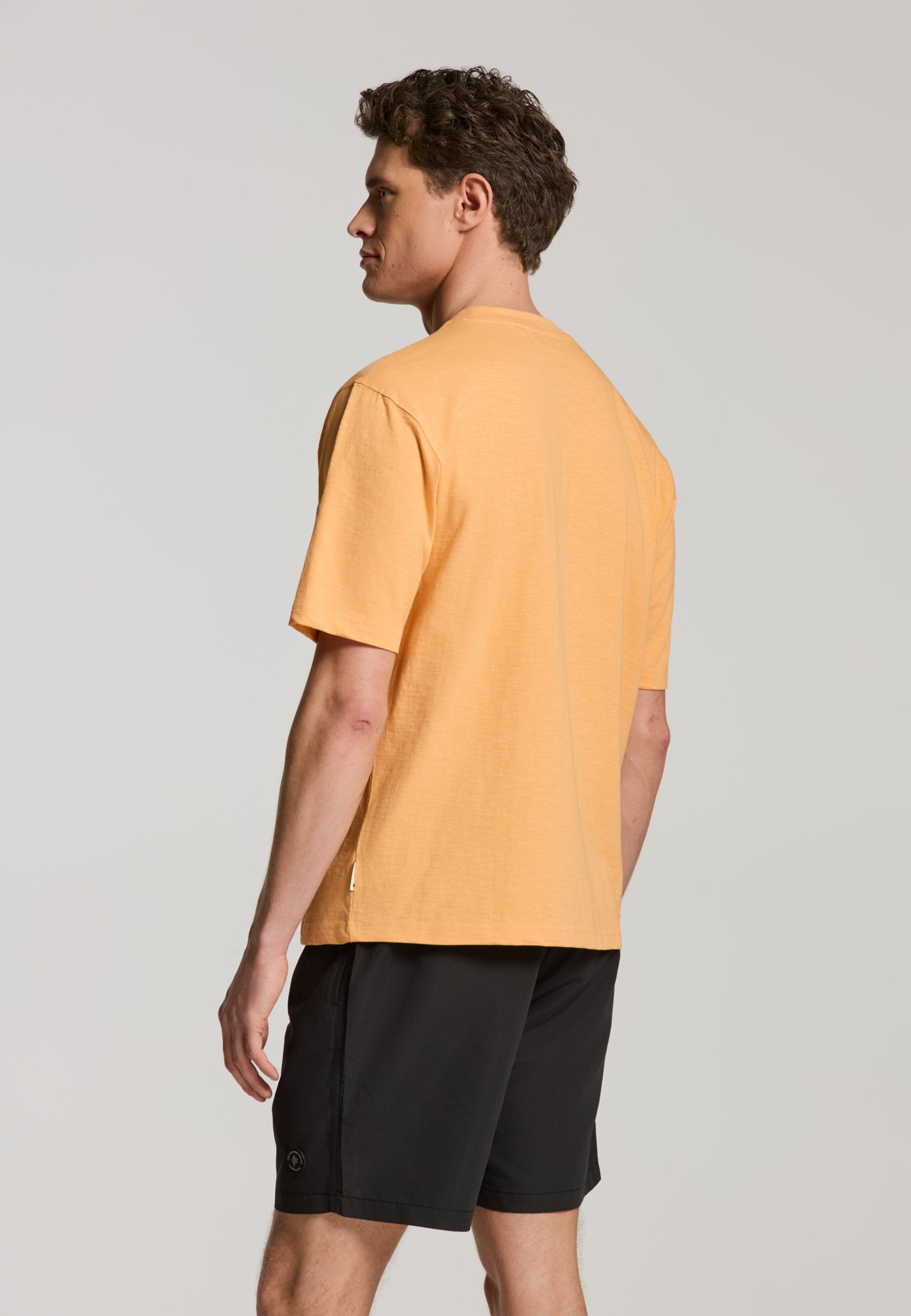 FINN relaxed fit banana breeze t-shirt | orange glow