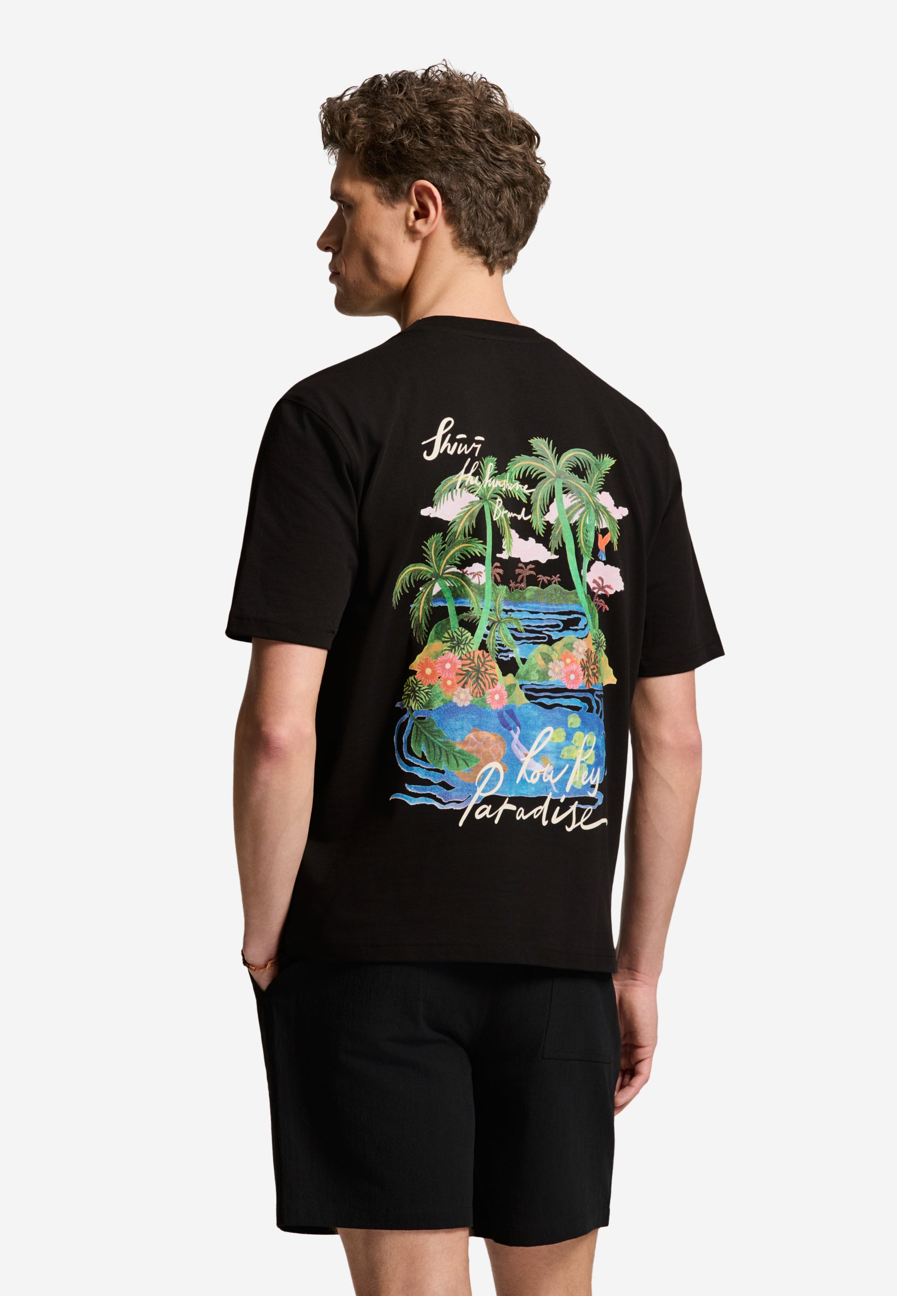 FINN relaxed fit low key paradise t-shirt | black - Shiwi
