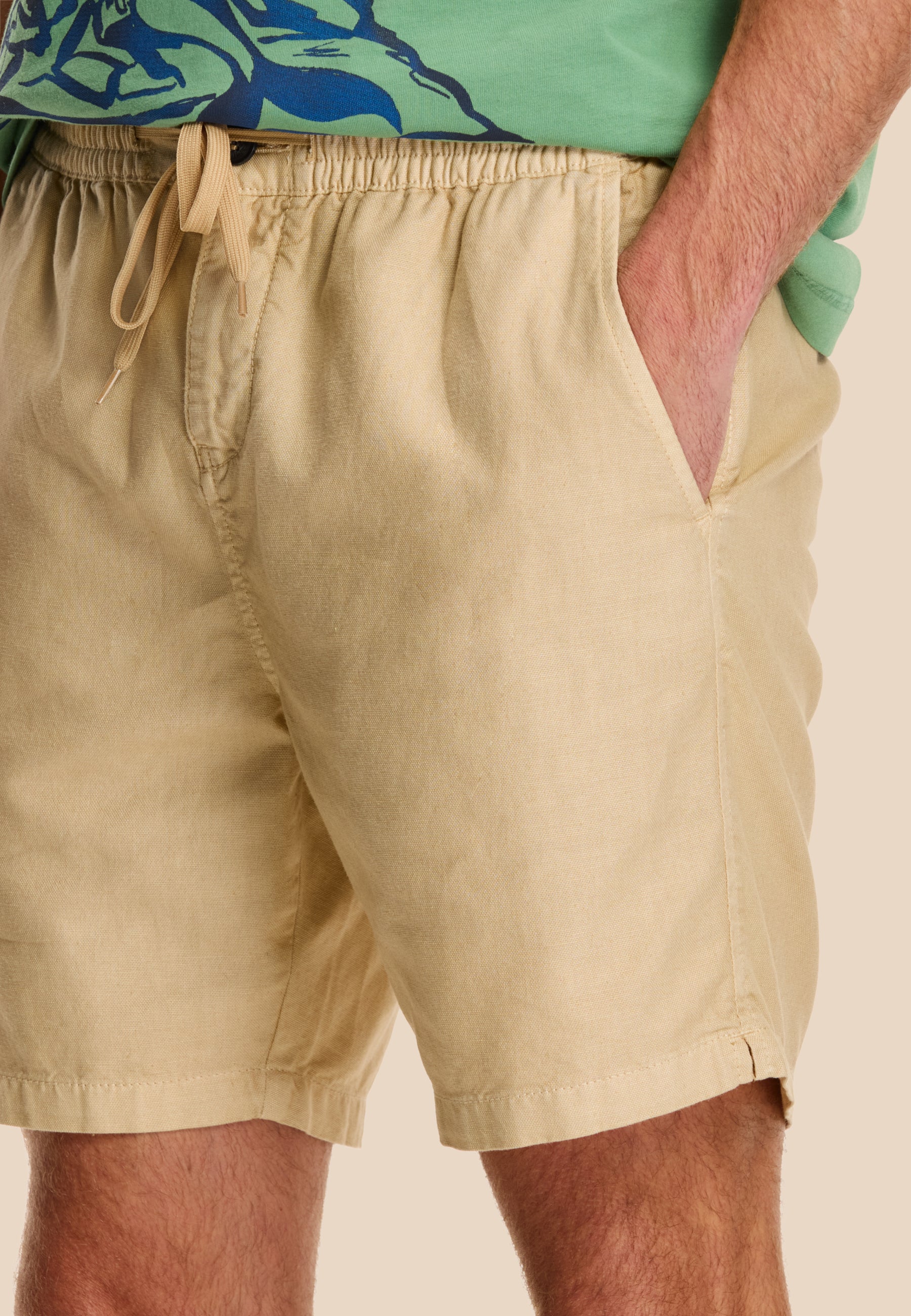 LEWIS linen shorts | beige