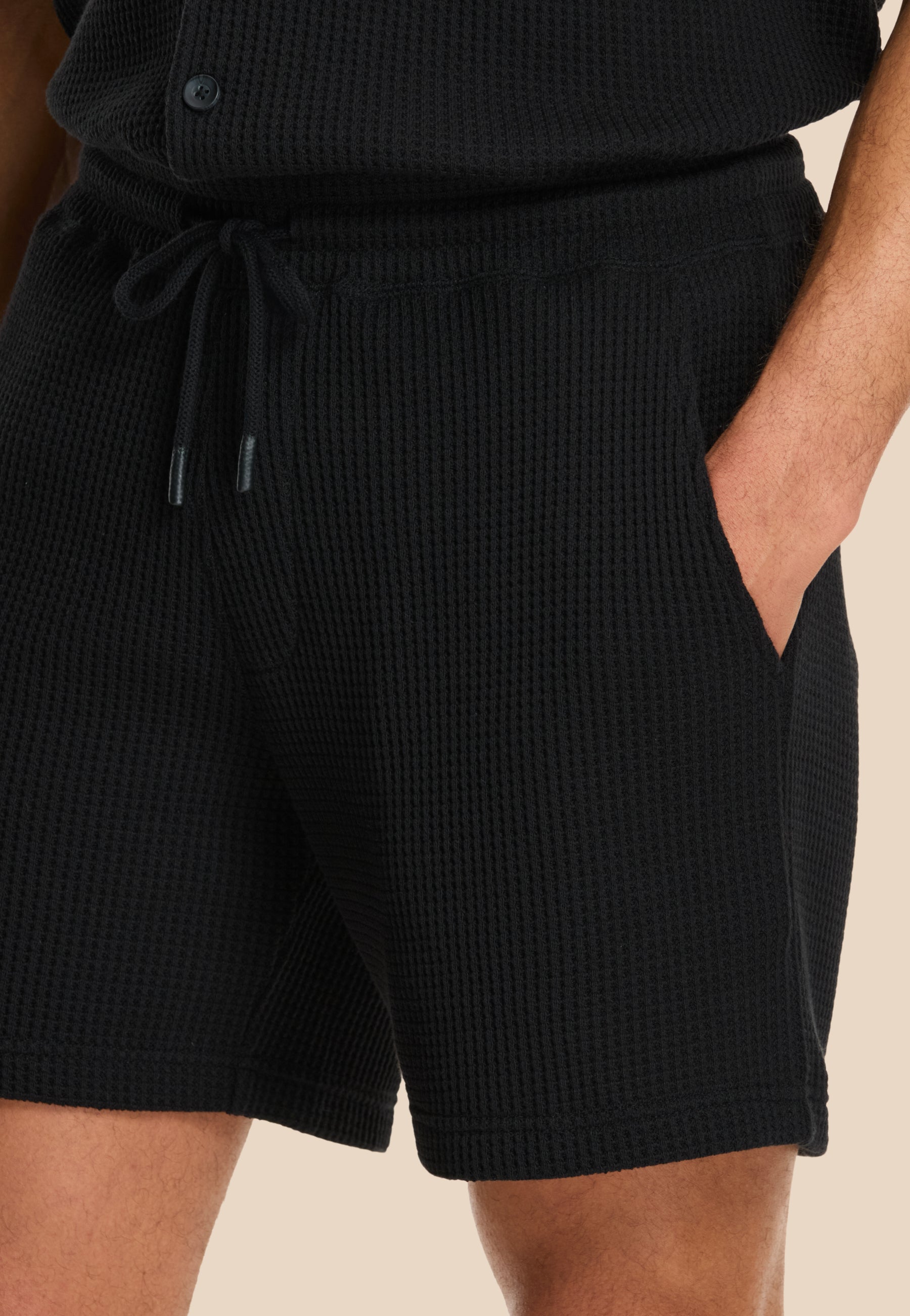 OSCAR waffle structure shorts | black