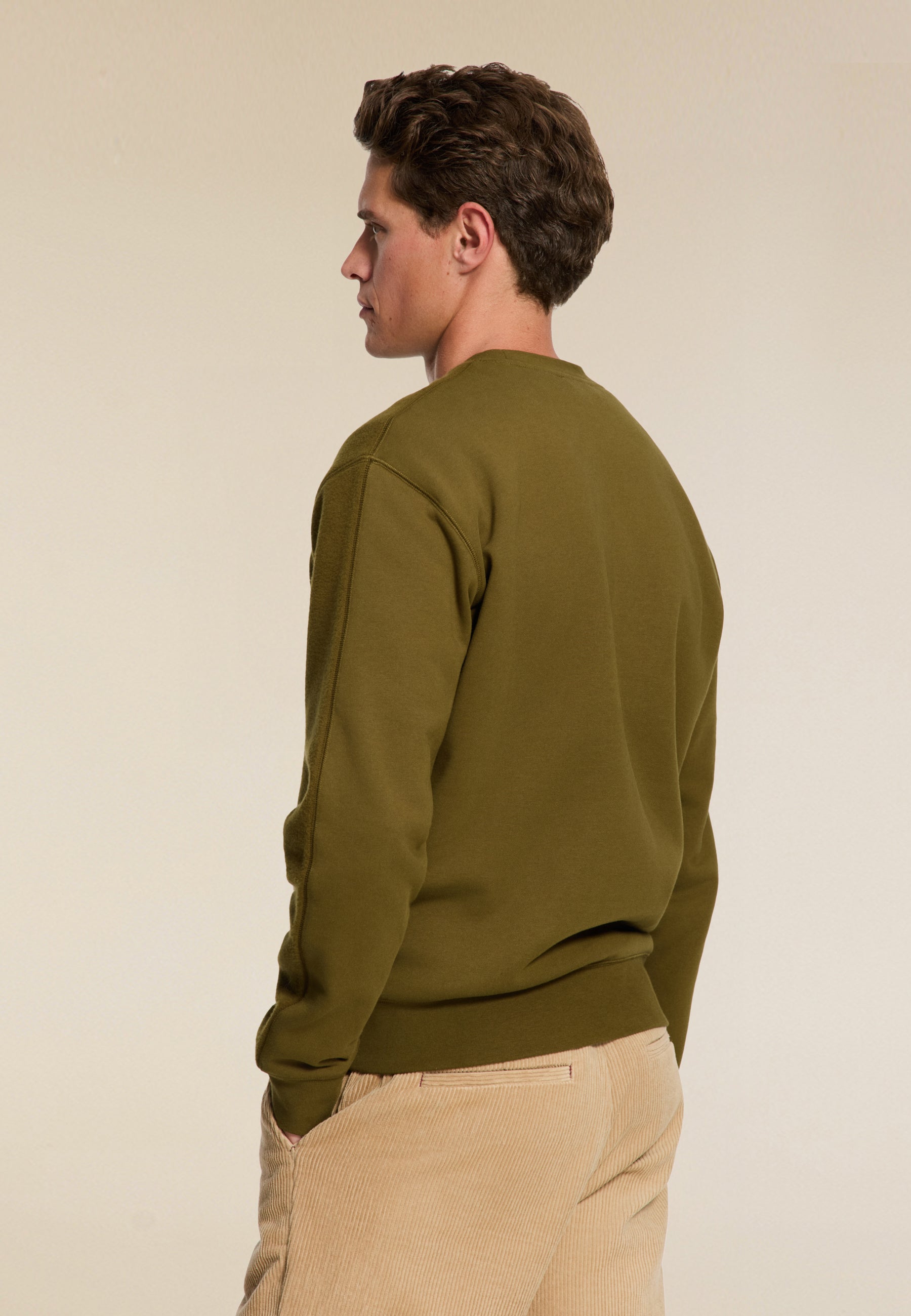 KYLE relaxed fit coral logo sweater | green olive