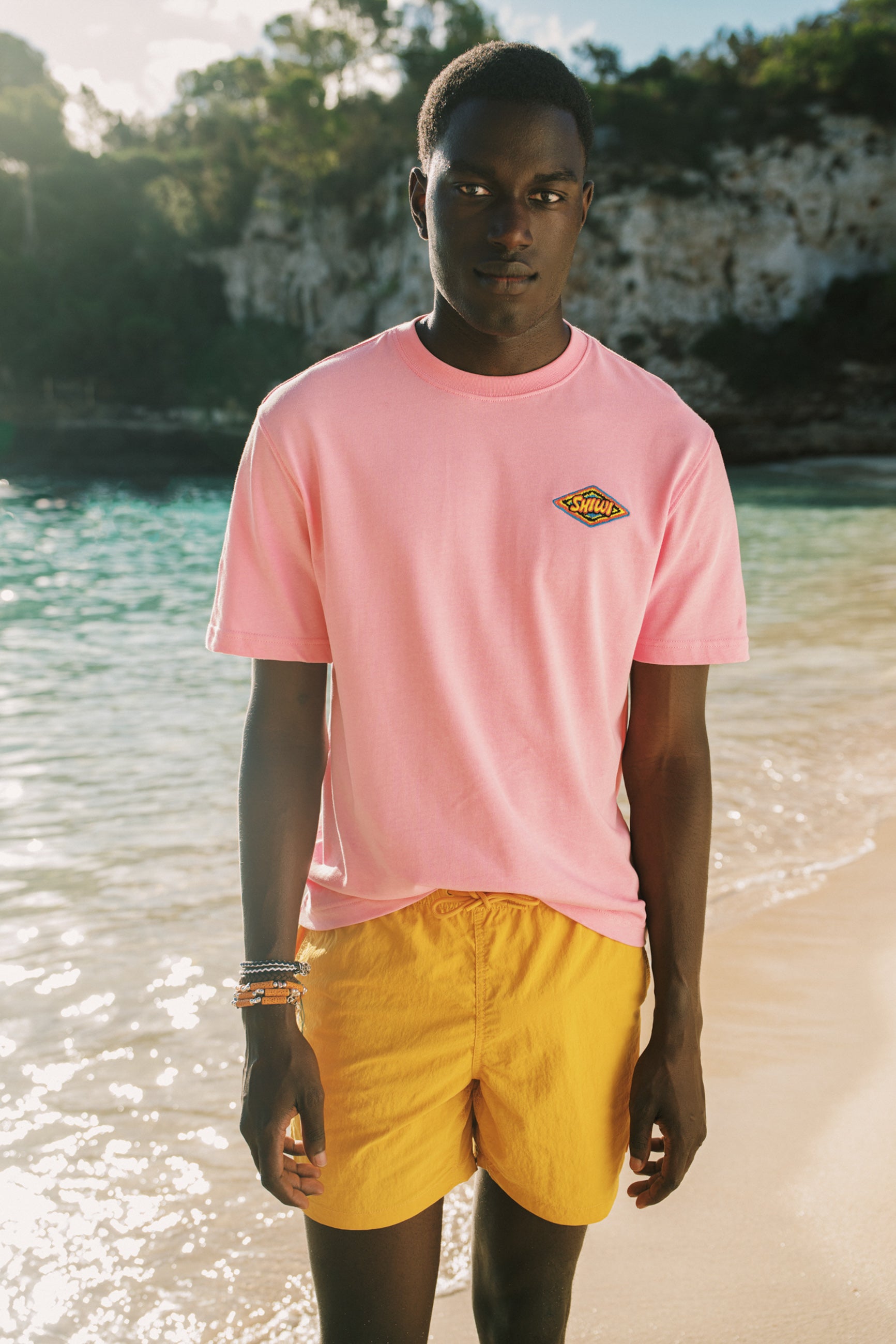 FINN relaxed t-shirt shiwi badge
