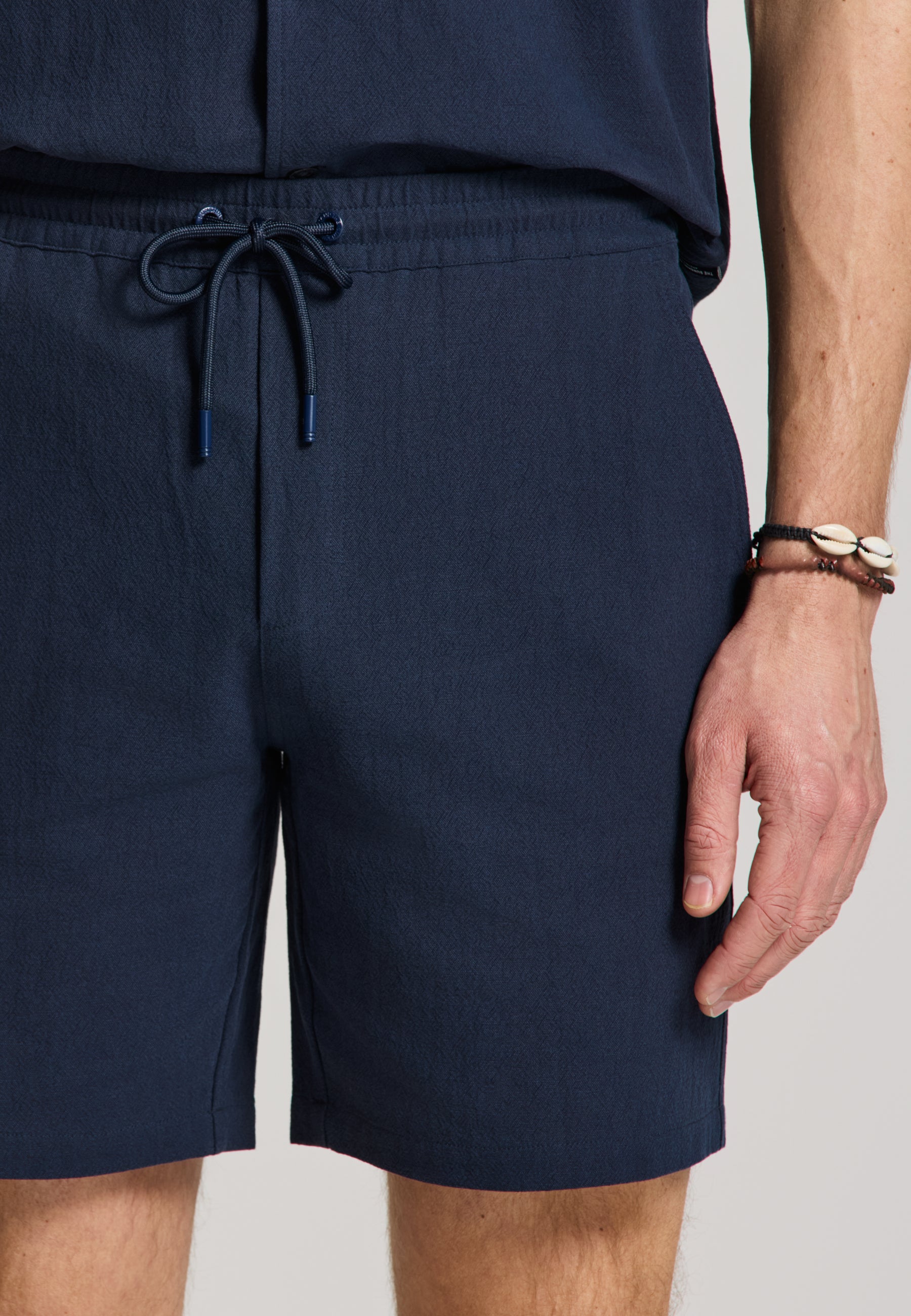 JOSH shorts crepe structure | blue dark navy - Shiwi