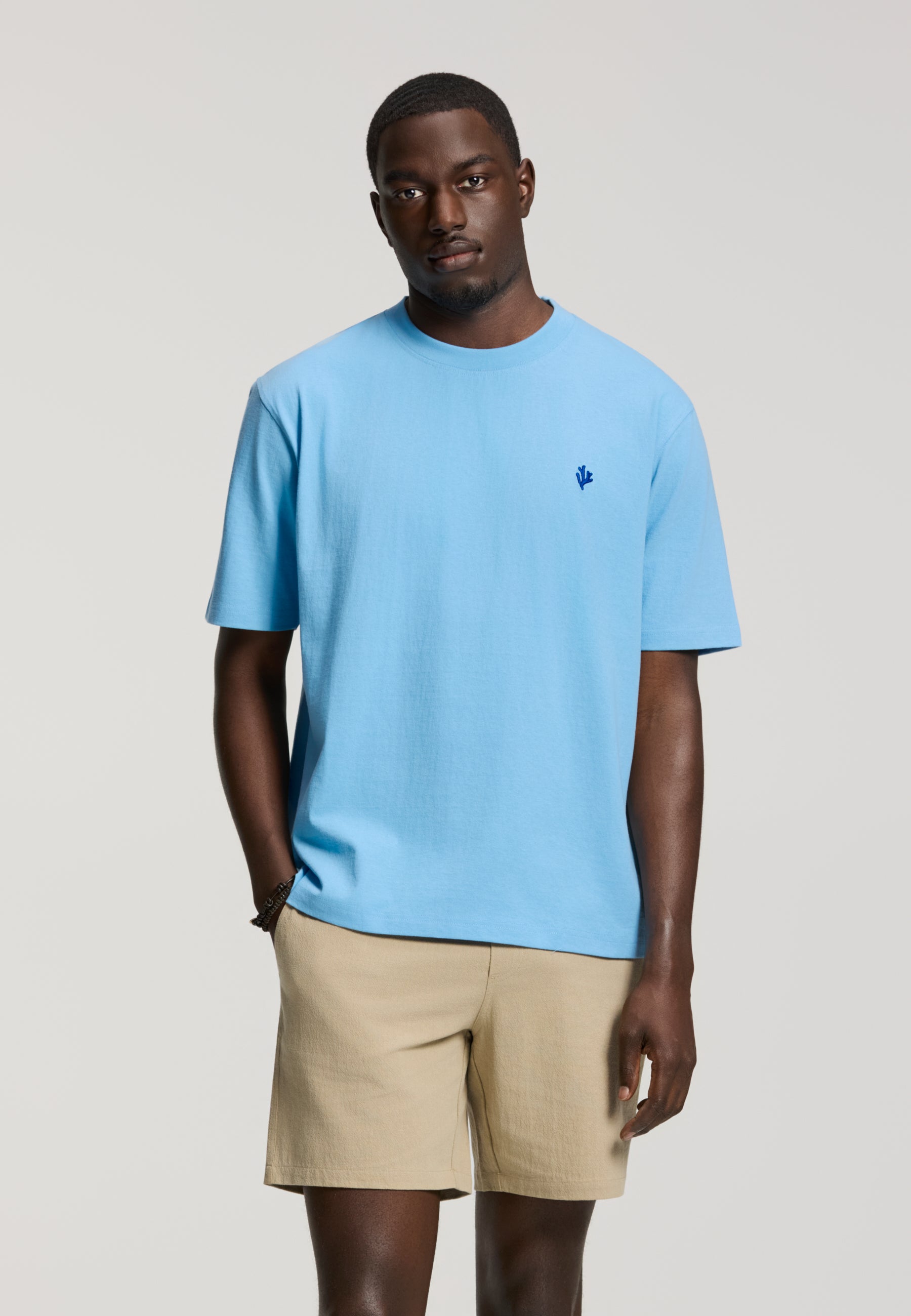 FINN relaxed t-shirt coral logo | blue harbor