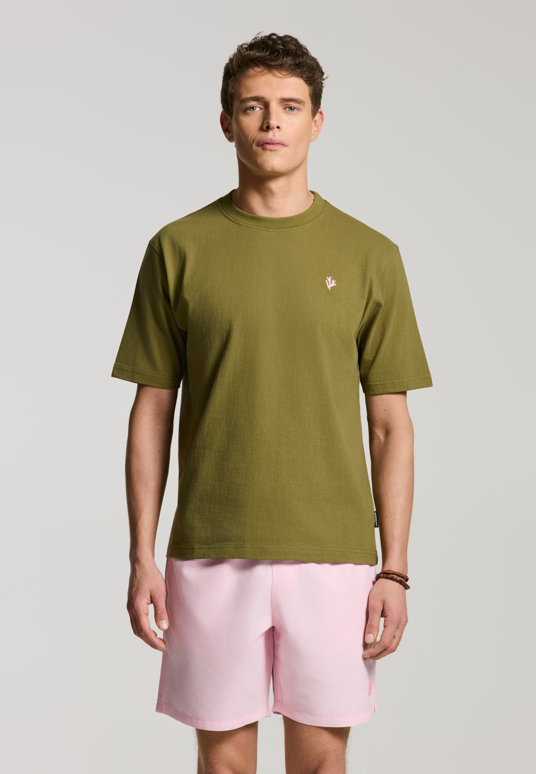 FINN relaxed t-shirt coral logo | green olive mist