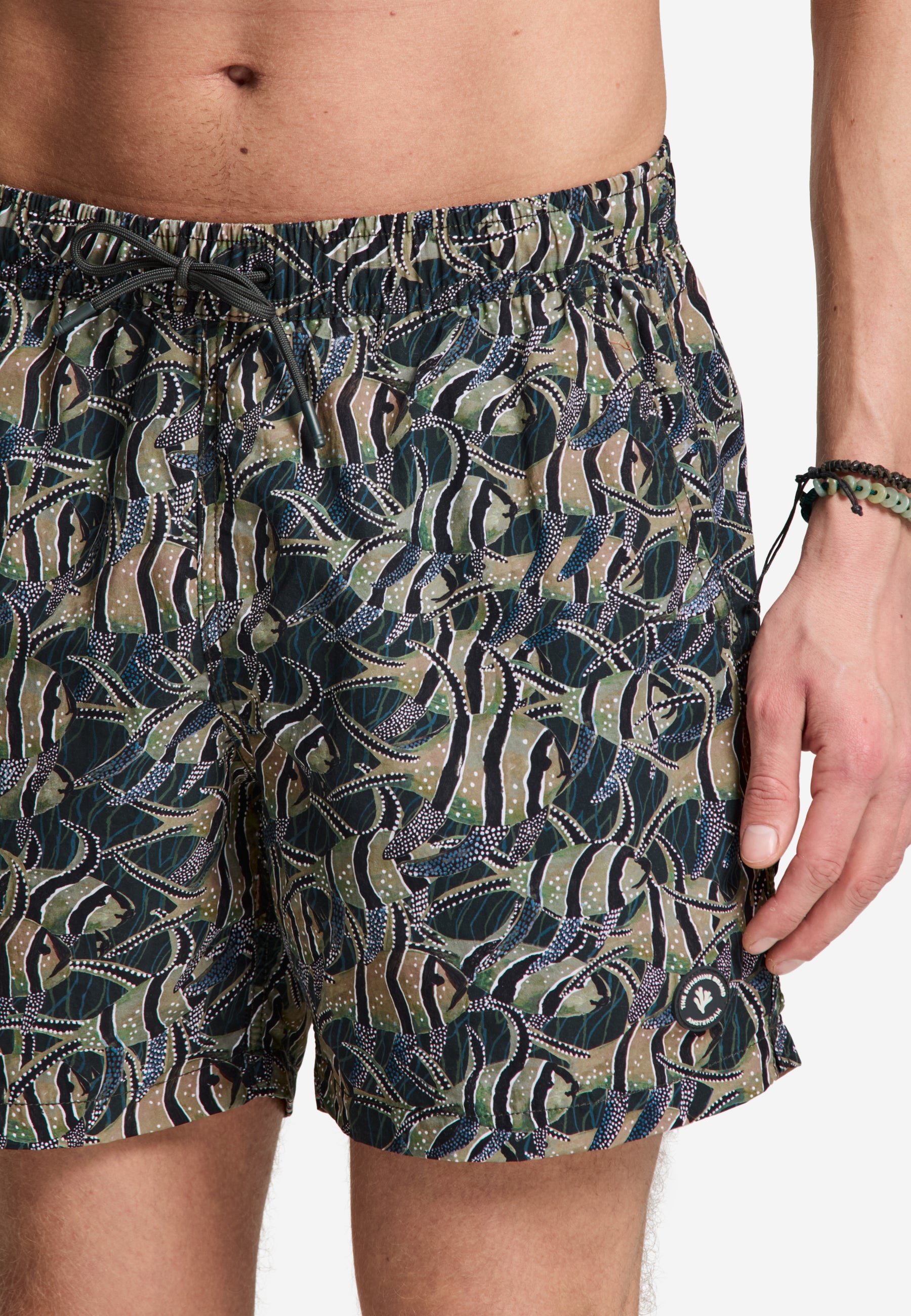 NATE QUICK DRY swim shorts angle fish | beige