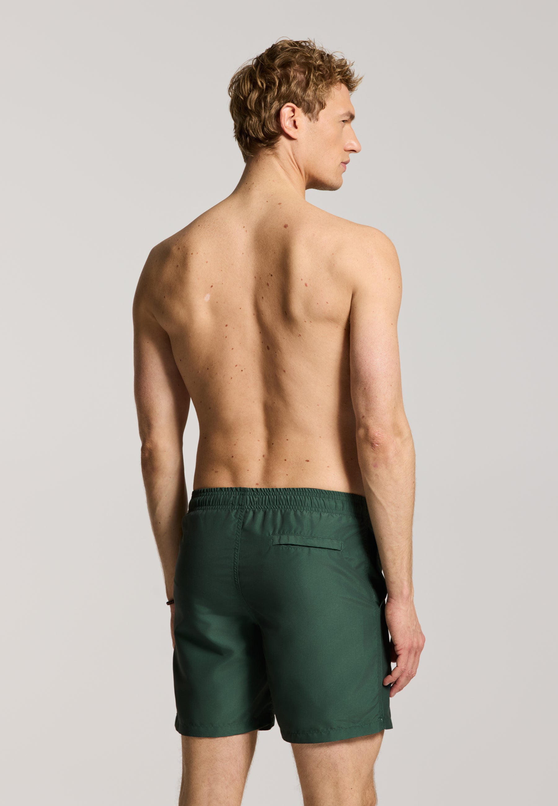 MIKE swim shorts solid | green leaf - Shiwi