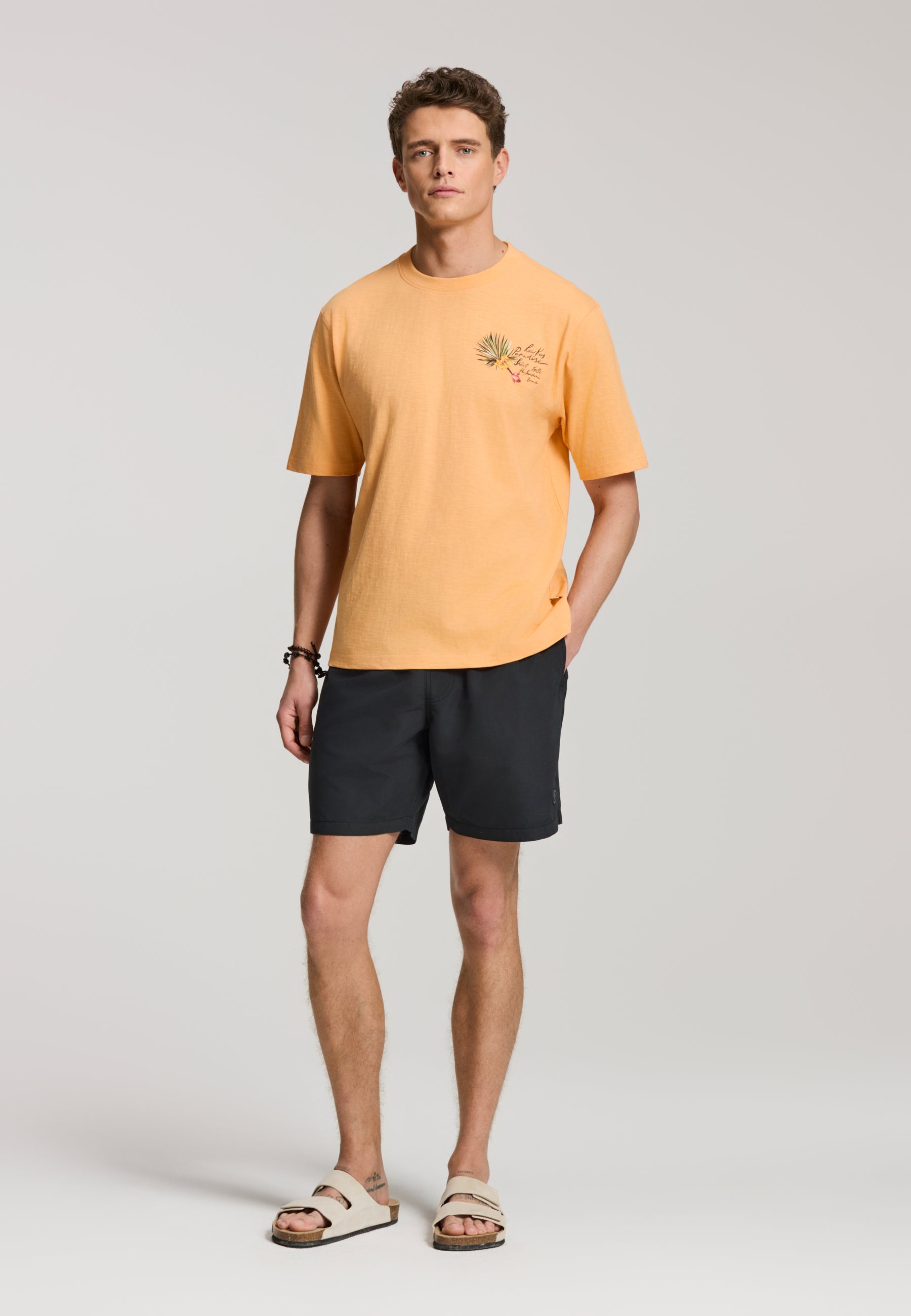 FINN relaxed fit banana breeze t-shirt | orange glow
