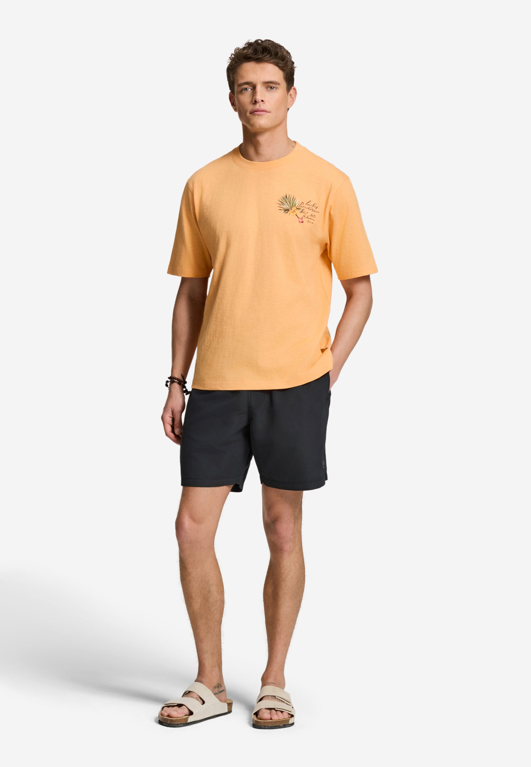 FINN relaxed fit banana breeze t-shirt | orange glow