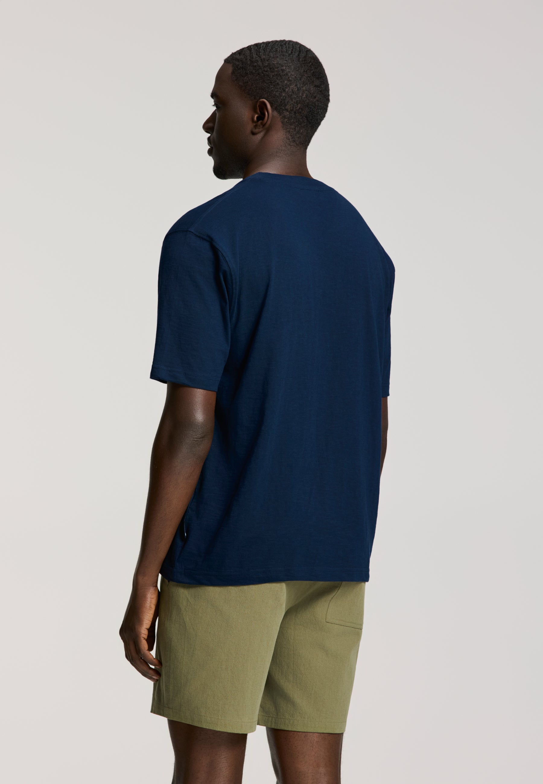 FINN relaxed fit banana breeze t-shirt | blue dark navy