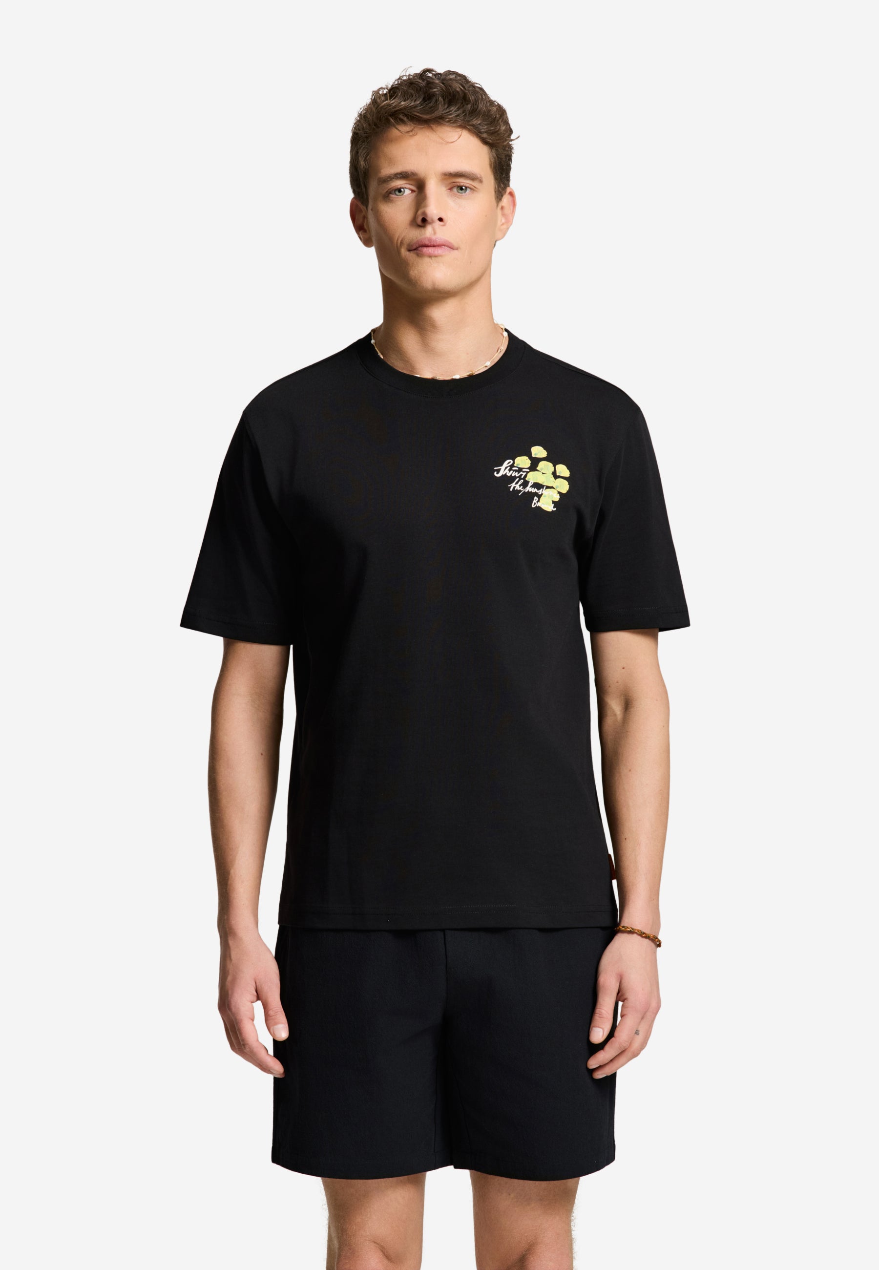 FINN relaxed fit low key paradise t-shirt | black