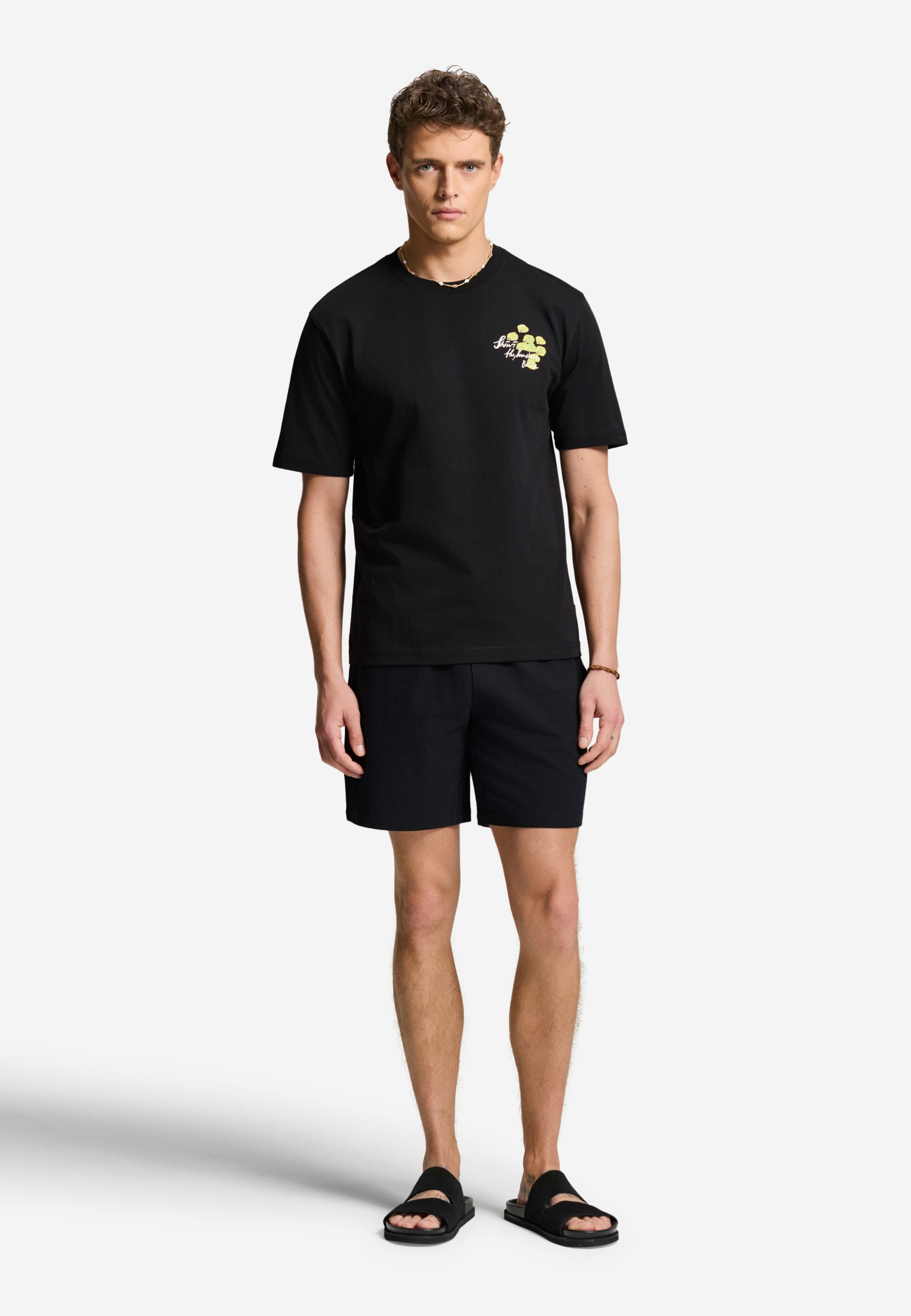 FINN relaxed fit low key paradise t-shirt | black - Shiwi