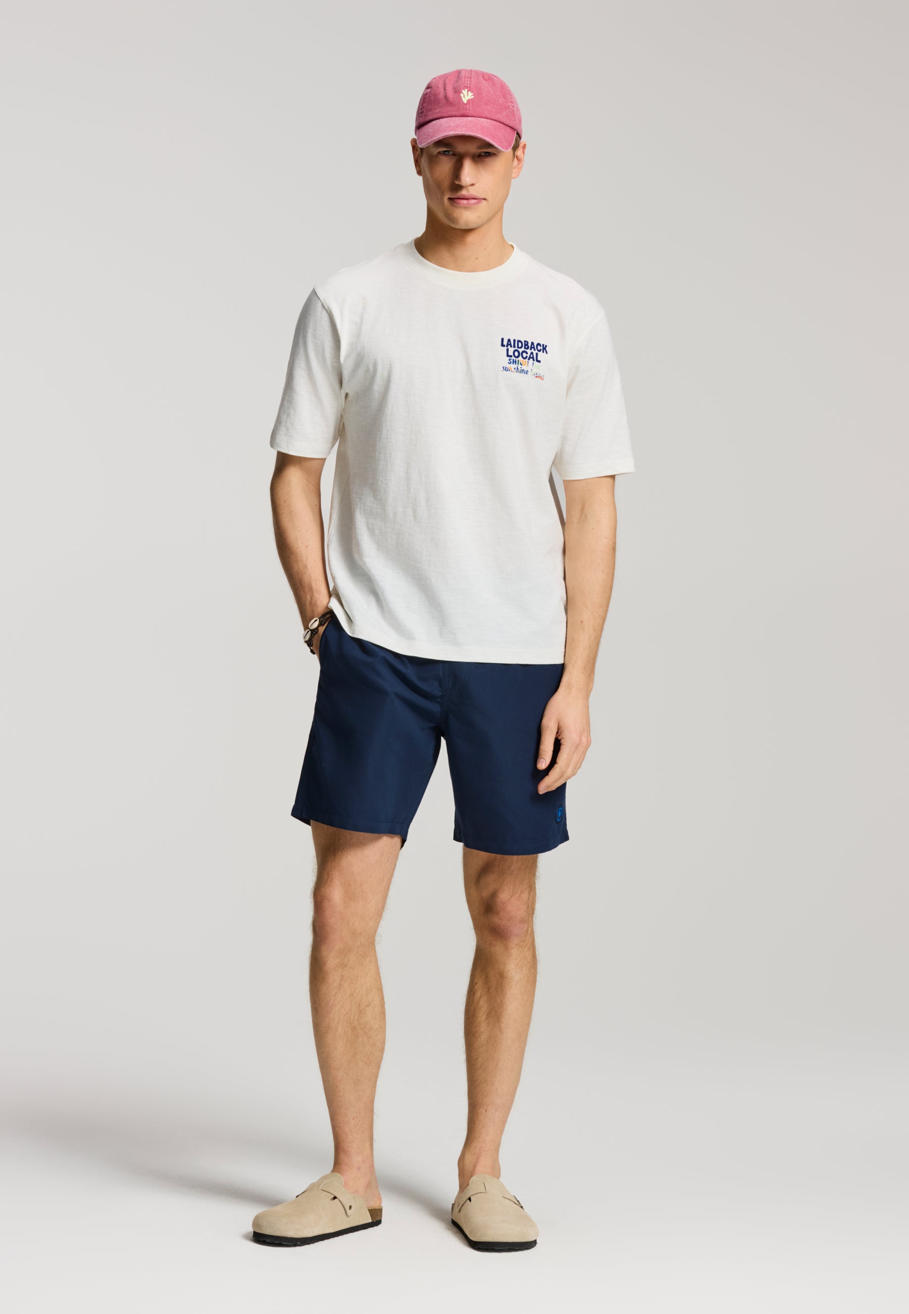 FINN relaxed fit laidback local t-shirt | white - Shiwi