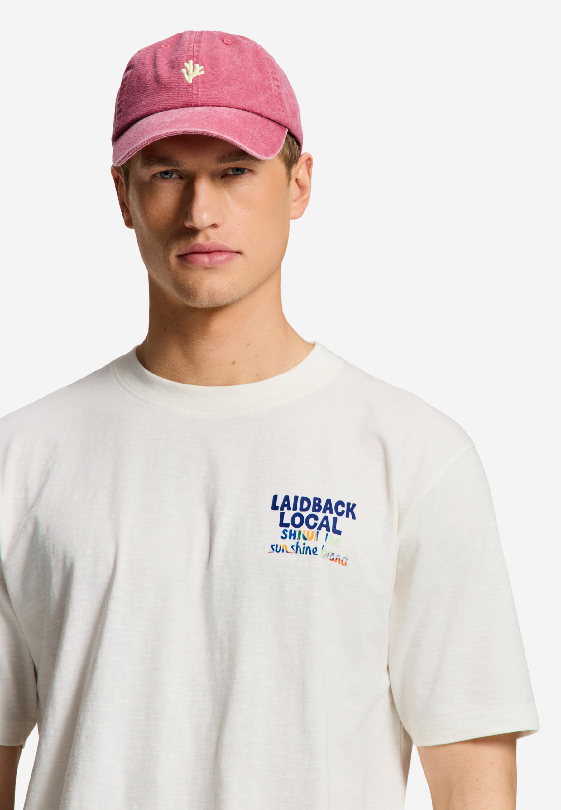 FINN relaxed fit laidback local t-shirt | white