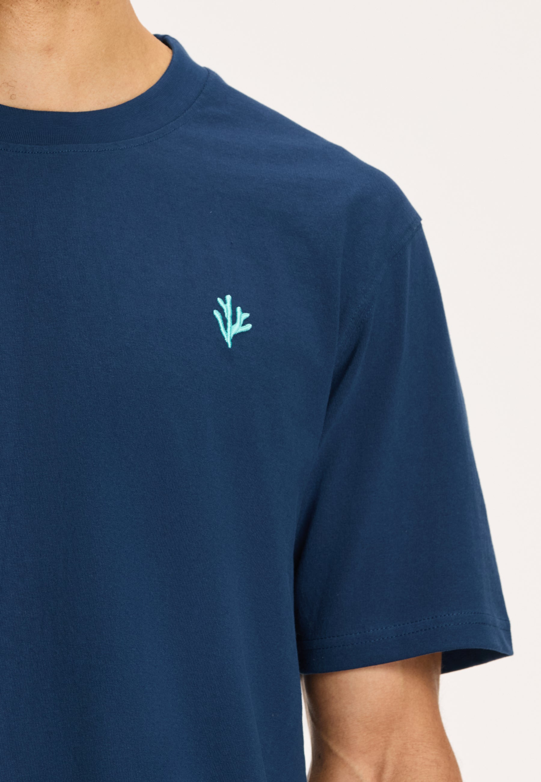 men palm t-shirt