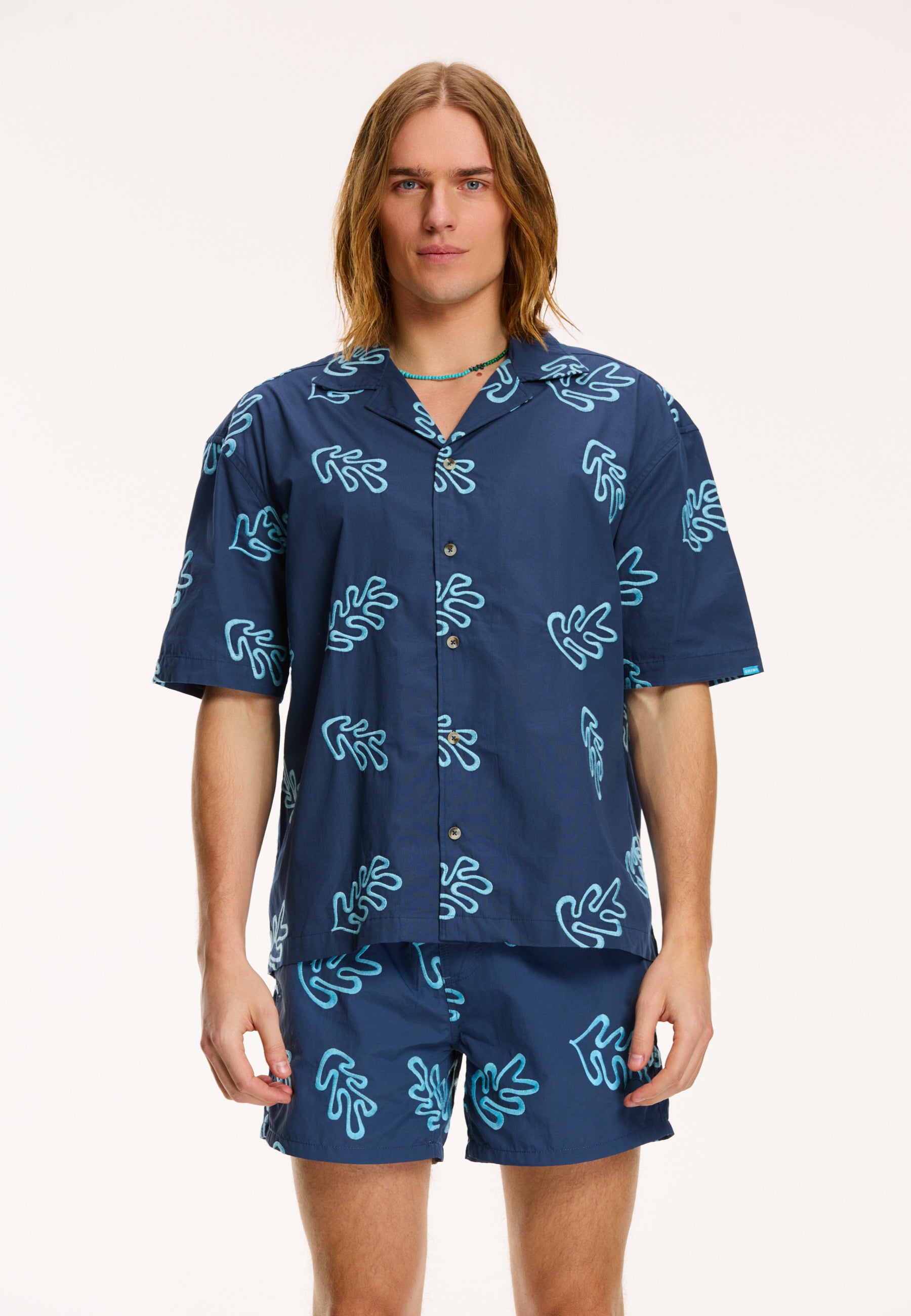 Men Shortsleeve reef embroidery