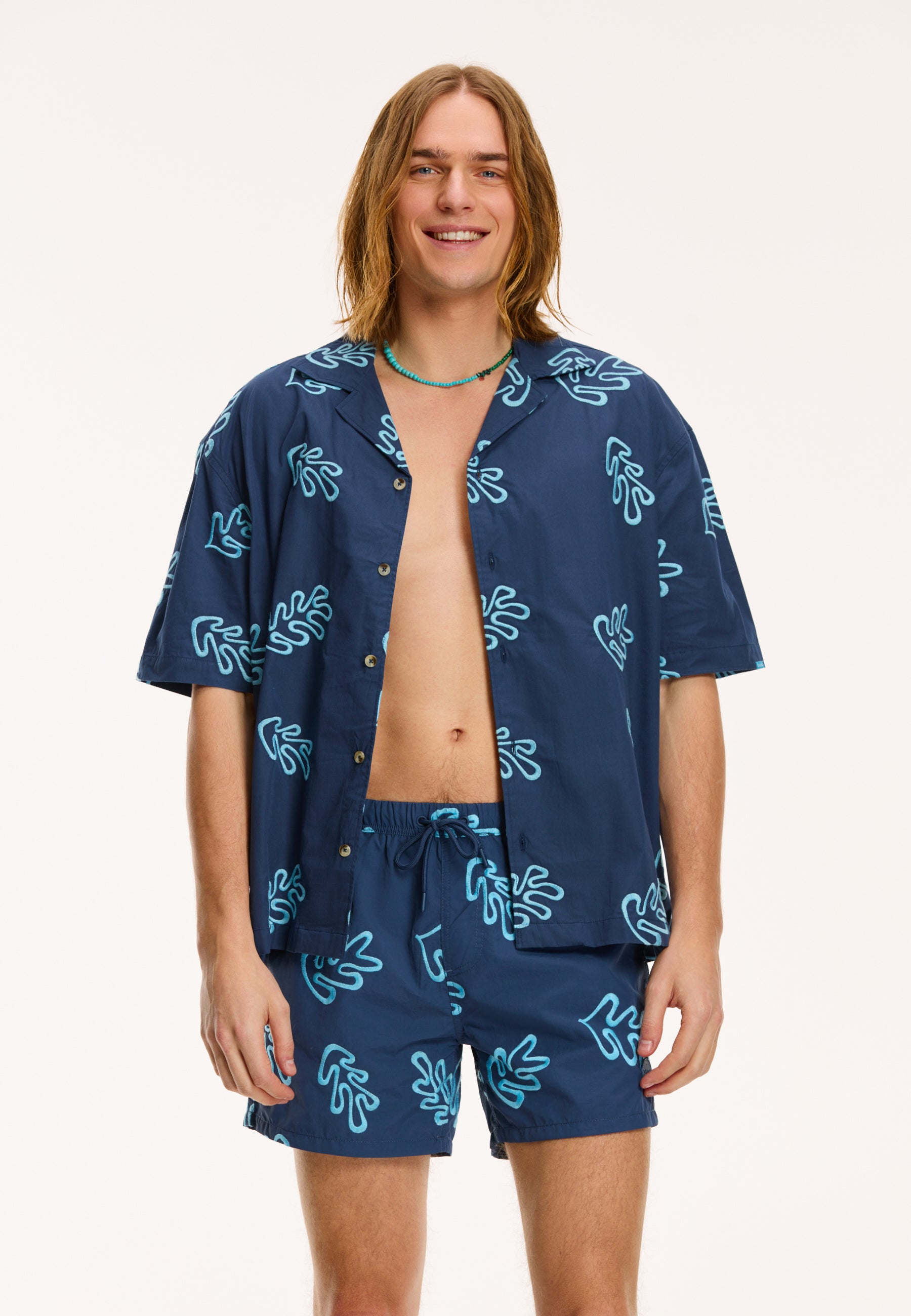 Men Shortsleeve reef embroidery