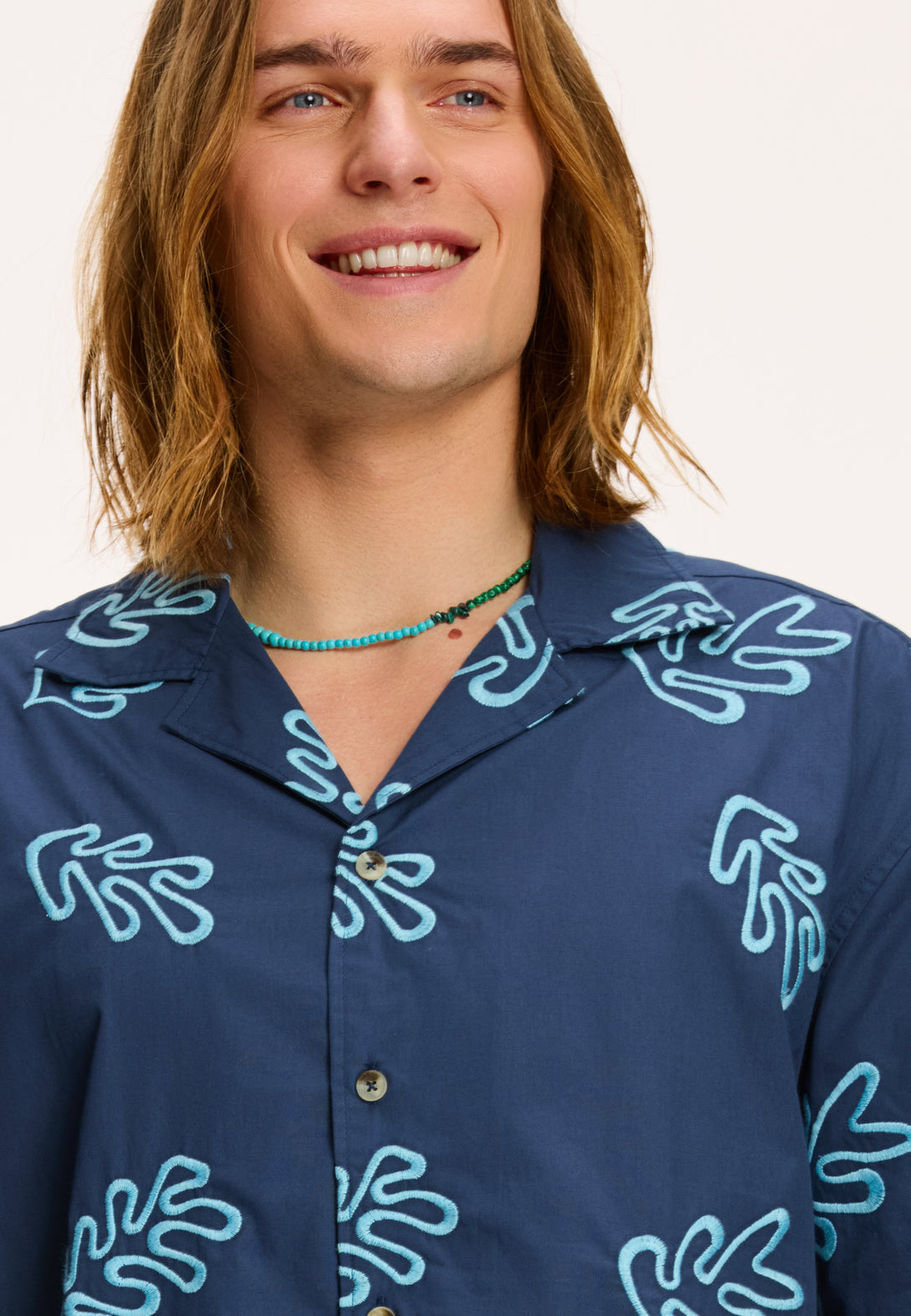 Men Shortsleeve reef embroidery