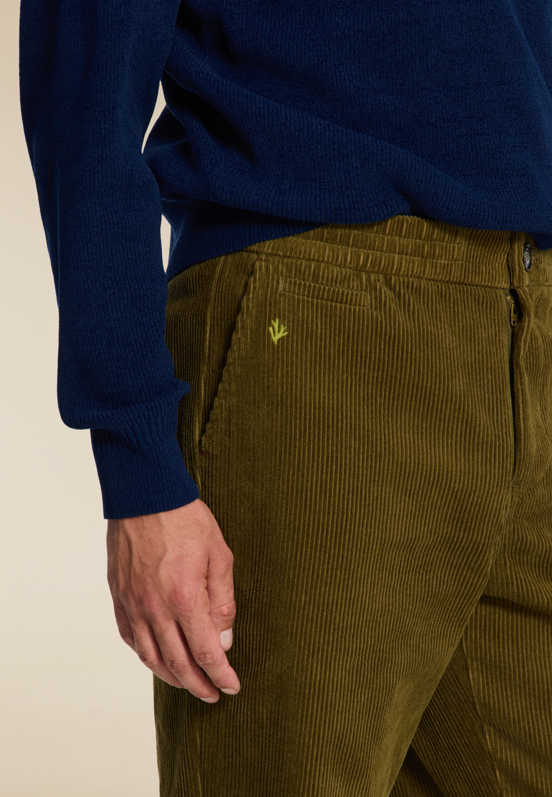 ALAN corduroy straight fit trousers | green olive
