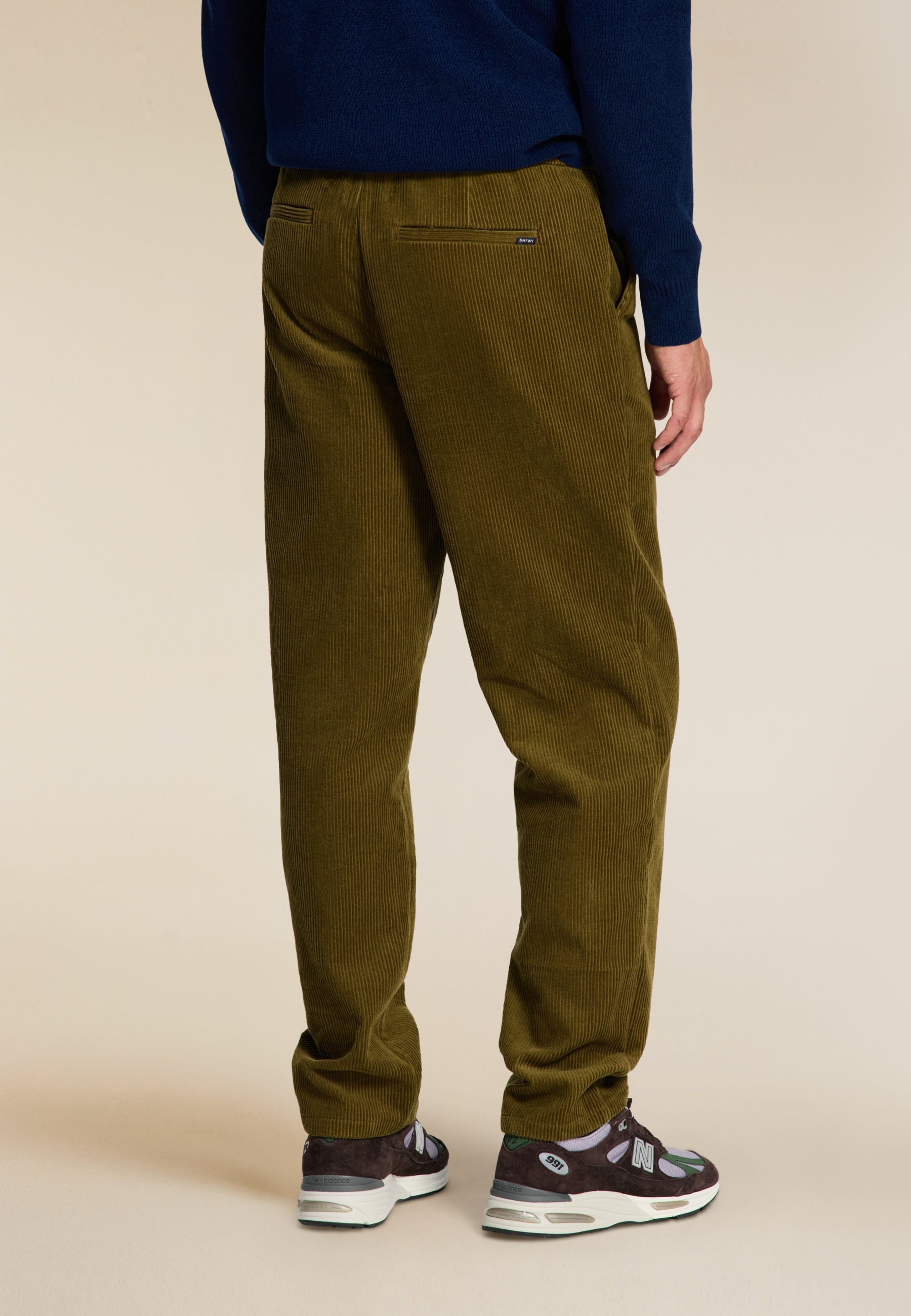 ALAN corduroy straight fit trousers | green olive