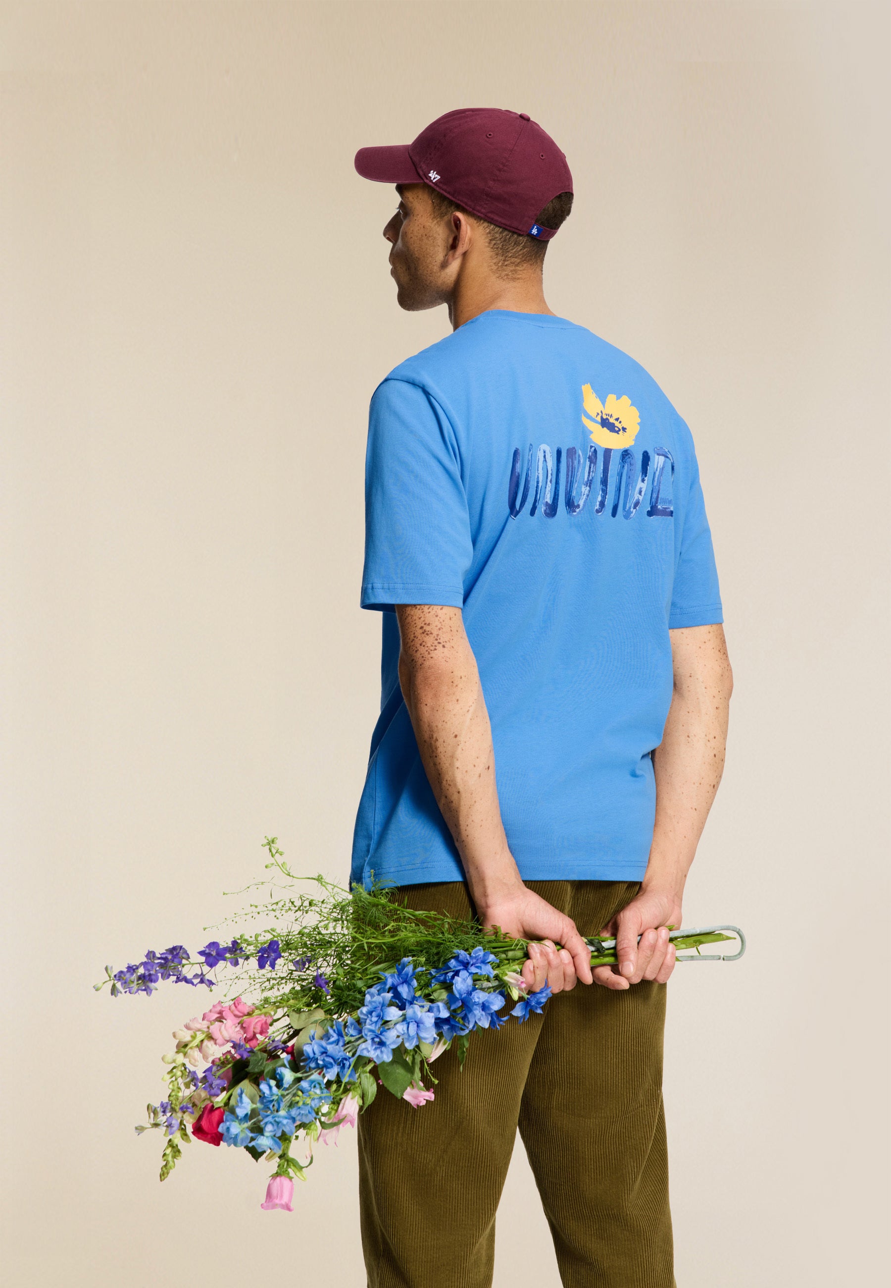 FINN relaxed fit unwind text t-shirt | blue fields