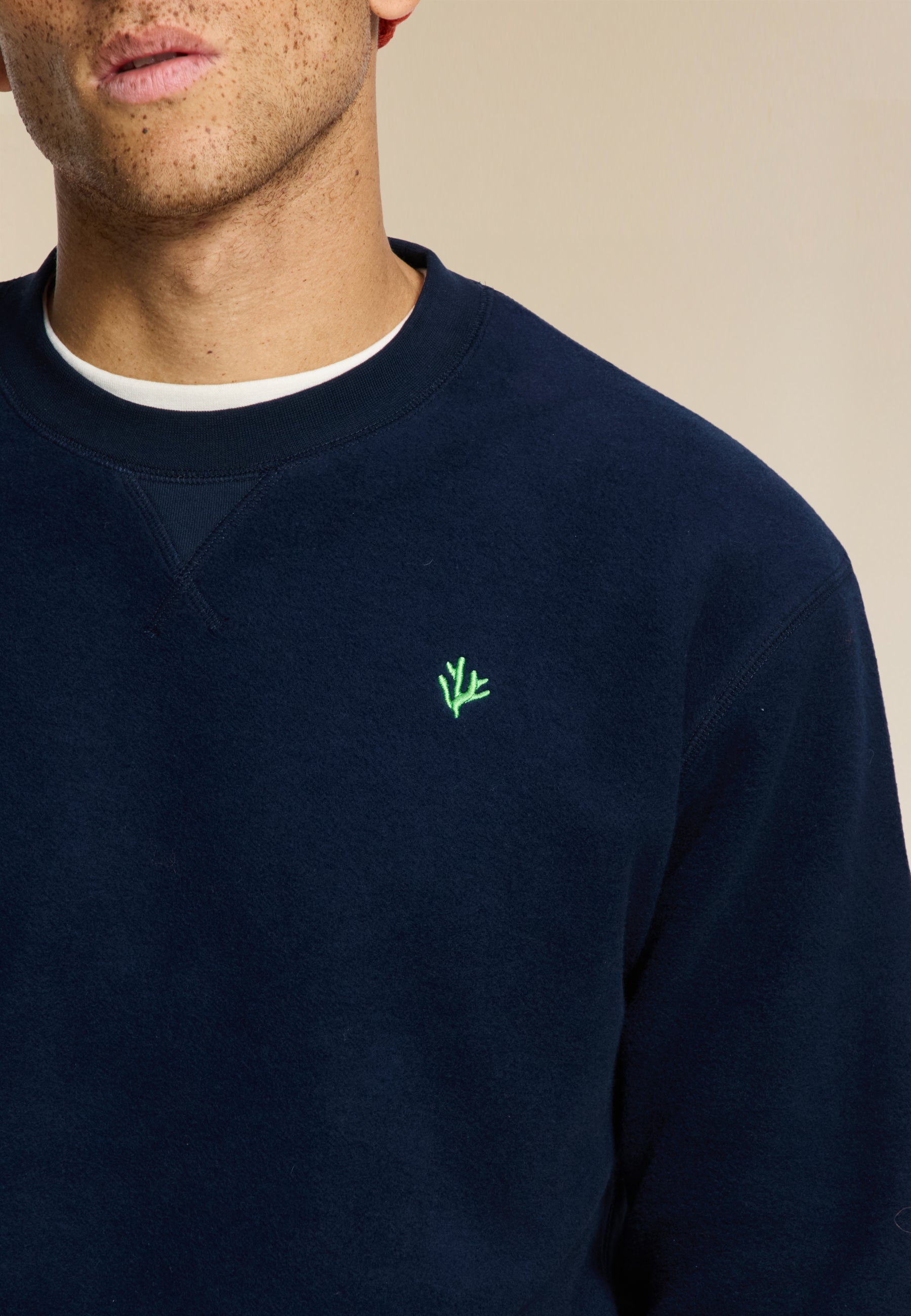 KYLE relaxed fit coral logo sweater | dark navy