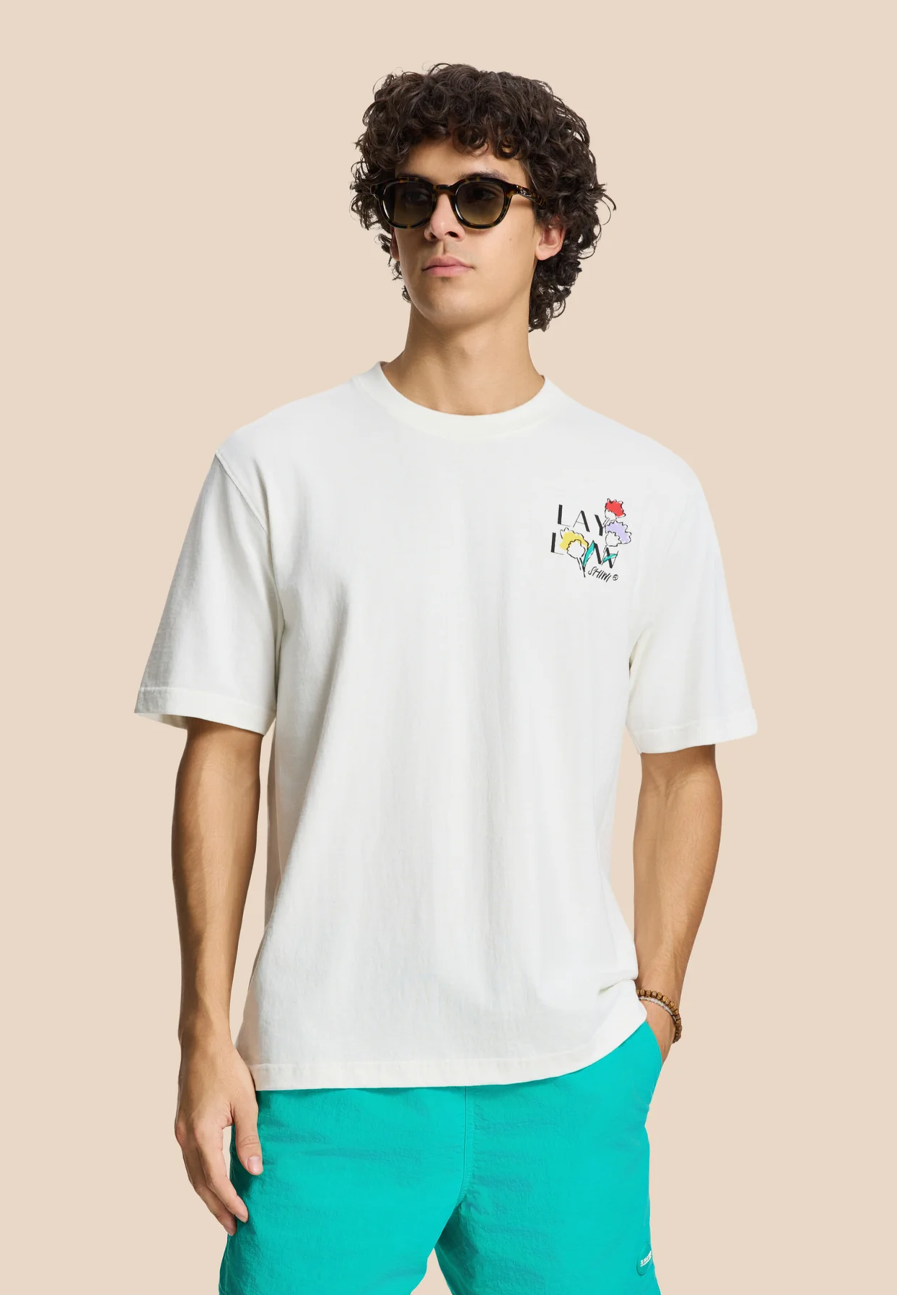 FINN relaxed t-shirt sketched flowers | white